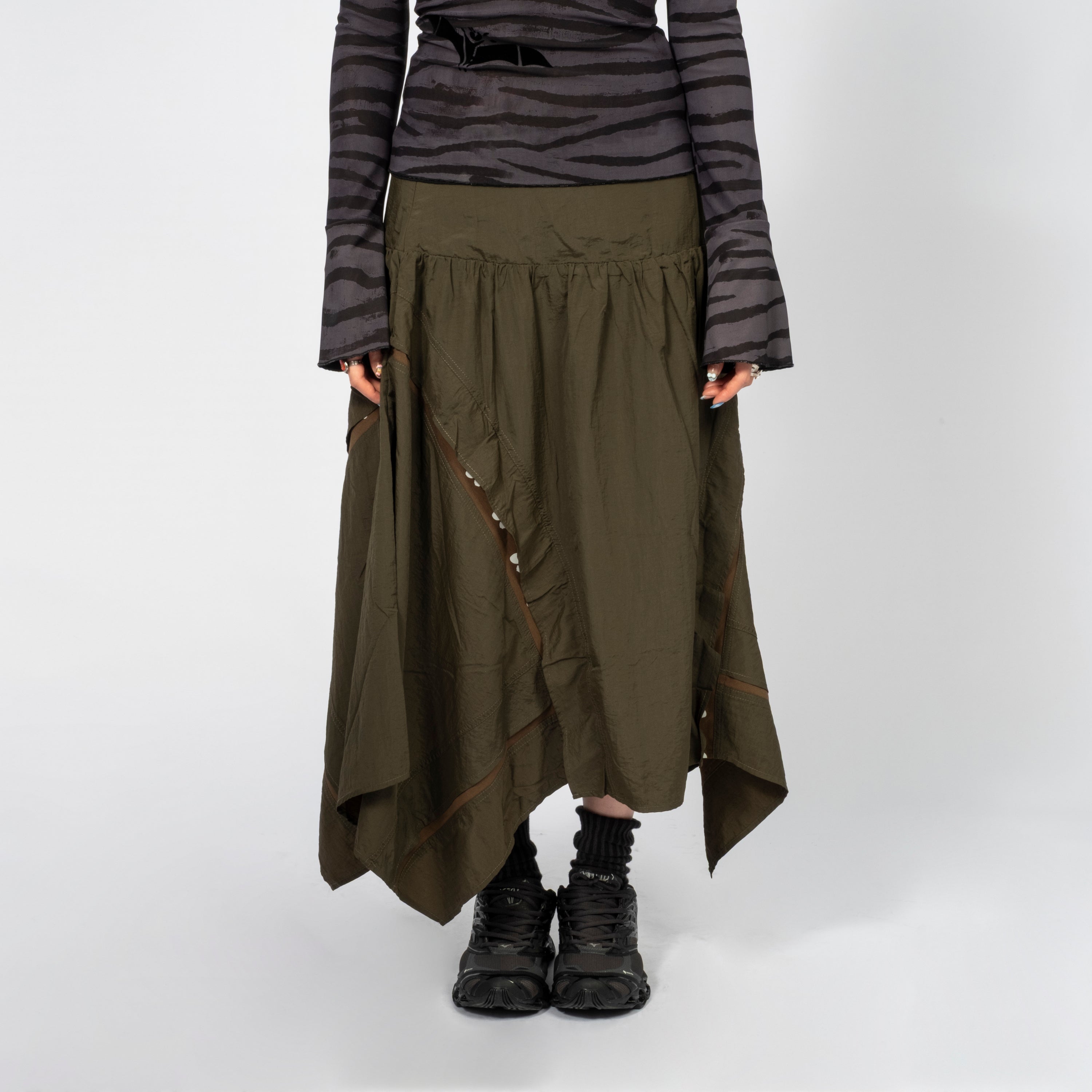 [PAM] EDGE OF TIME DROPWAIST SKIRT _ DRAB
