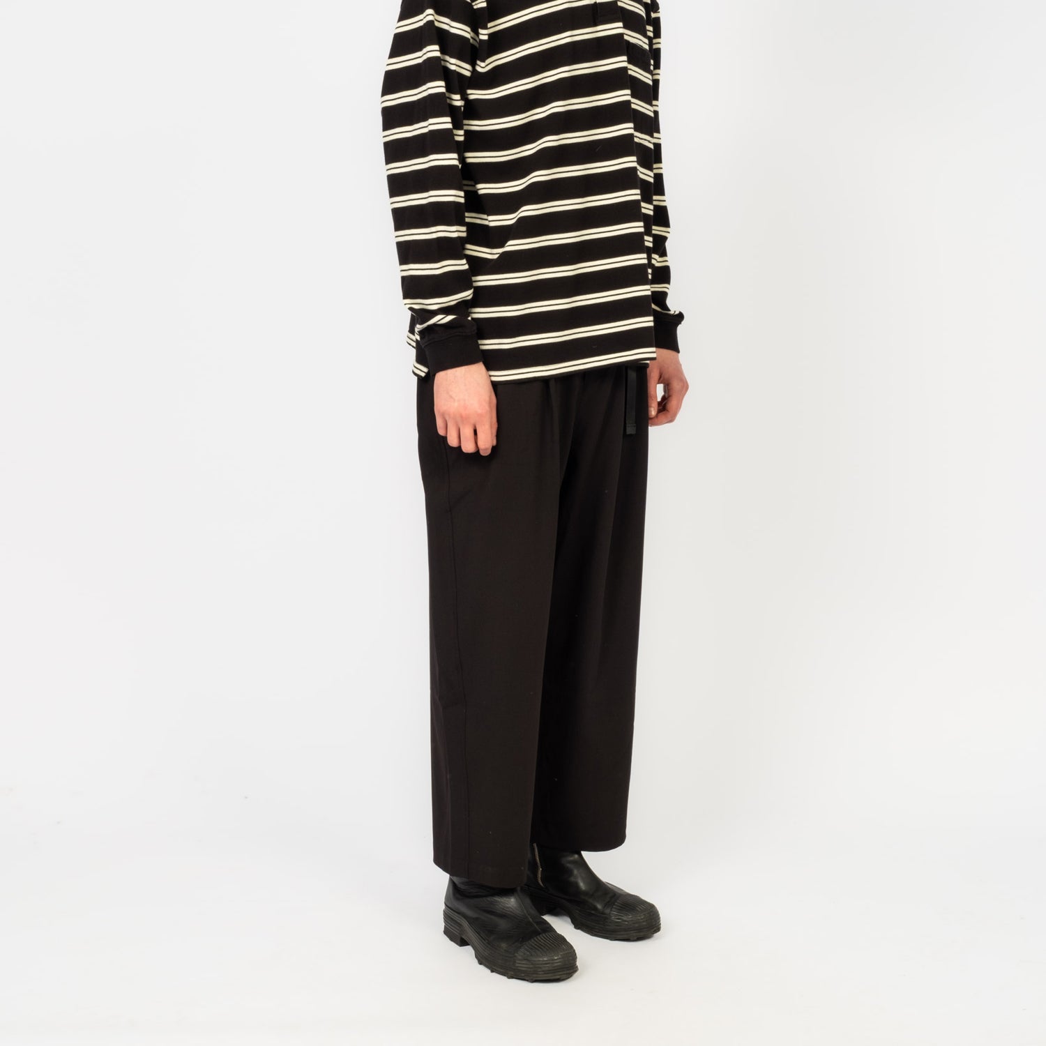[MOIF] WIDE FUNCTION SLACKS _ BLACK