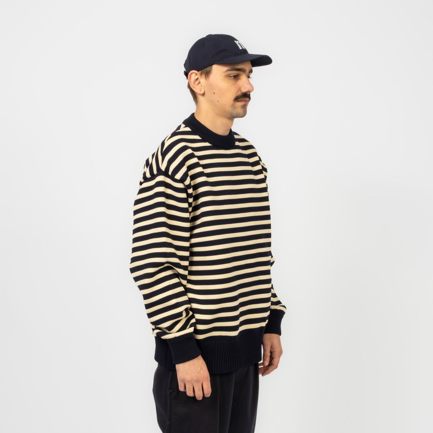 [NANAMICA] MOCK NECK STRIPE SWEATER _ NAVY