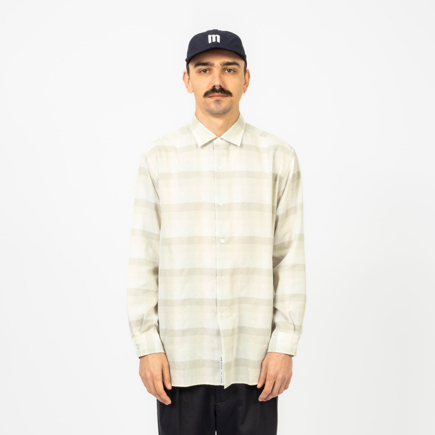 [NANAMICA] REGULAR COLLAR WIND SHIRT _ LIGHT KHAKI