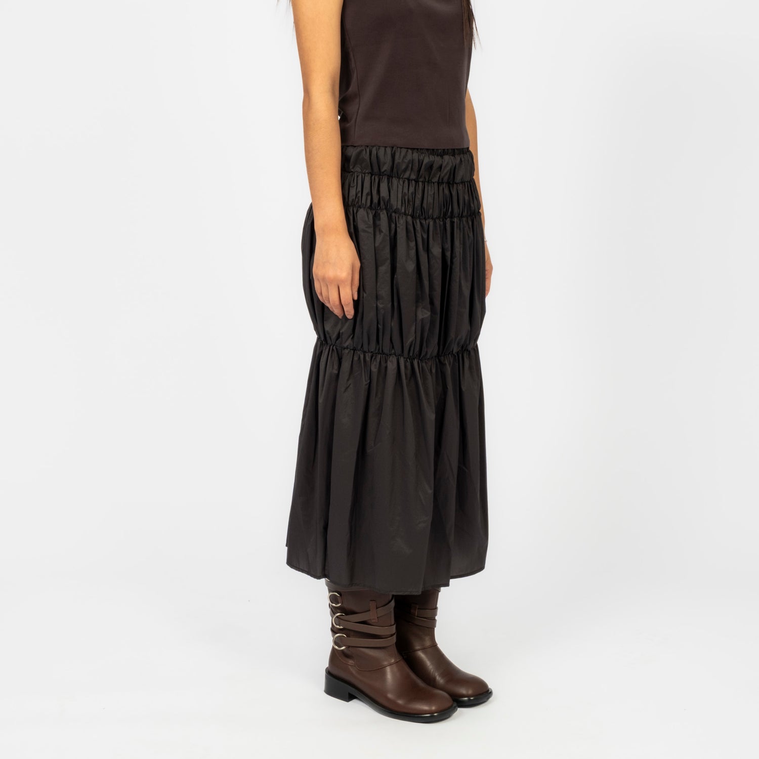 [AMOMENTO] NYLON SHIRRING SKIRT _ CHARCOAL