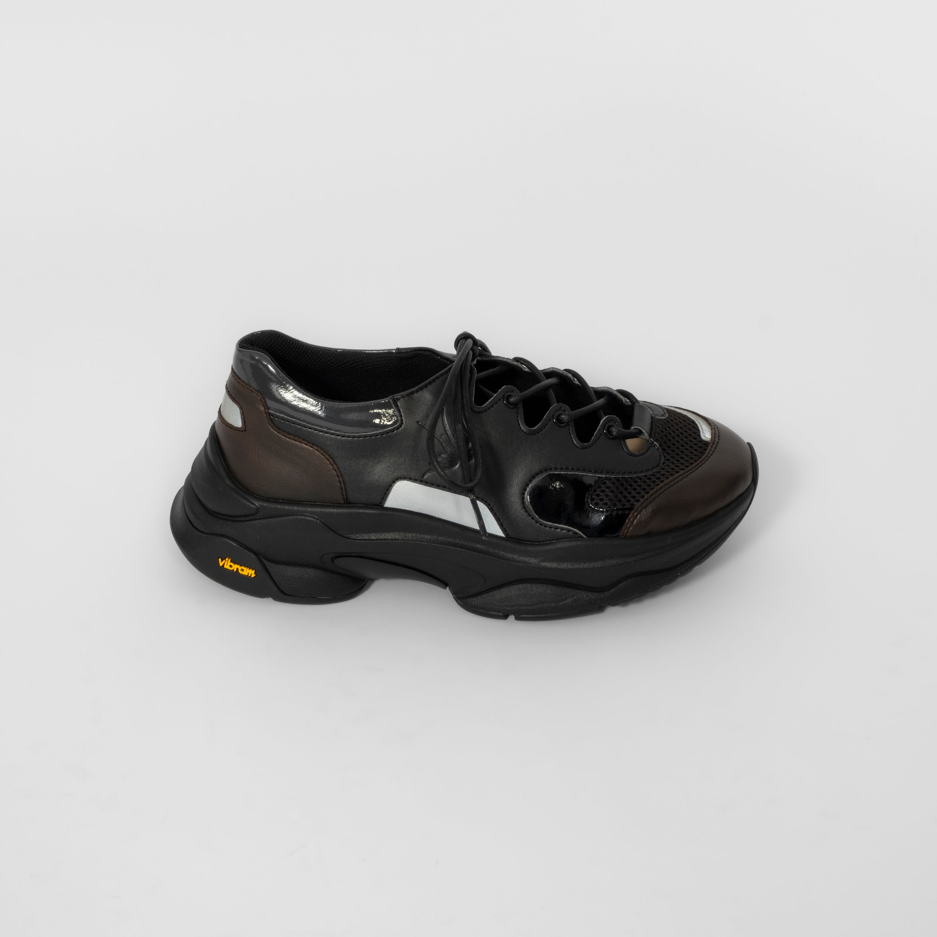 [RHODOLIRION] GILLIE SNEAKERS _ BLACK