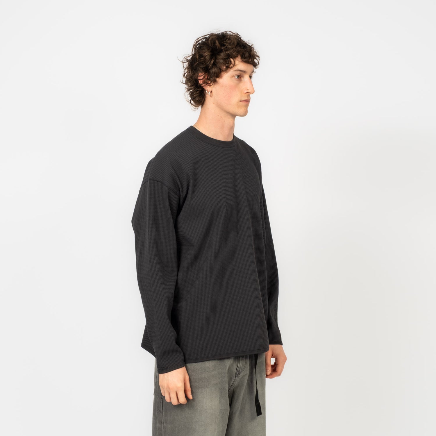 [MOIF] ADVANCED WAFFLE L/S TEE _ CHARCOAL