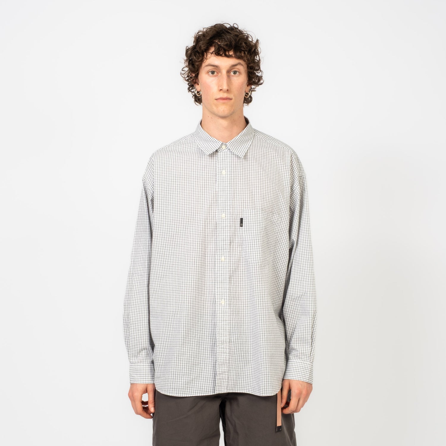 [MOIF] UNIFORM SHIRT _ WHITE GRID