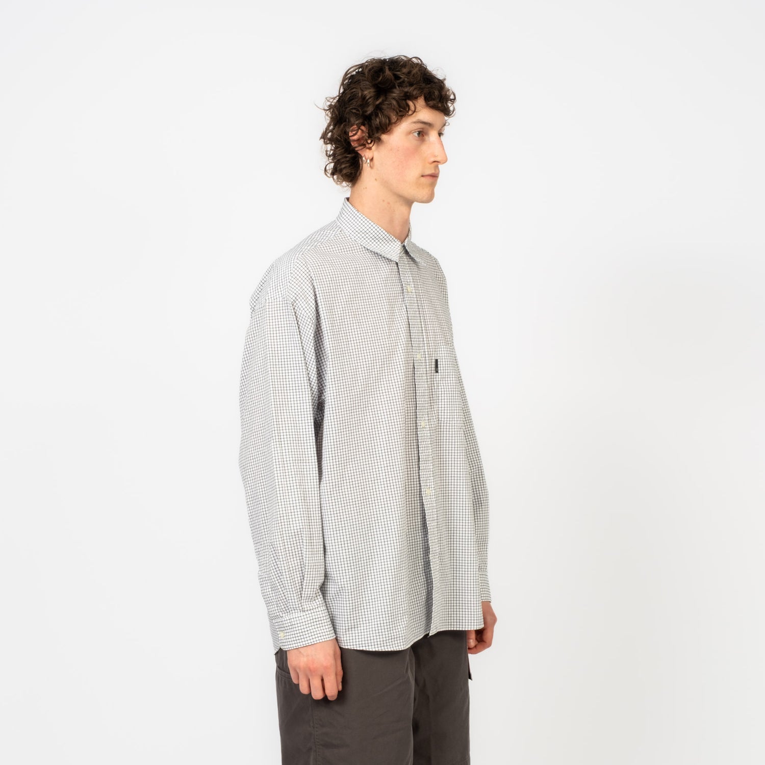 [MOIF] UNIFORM SHIRT _ WHITE GRID
