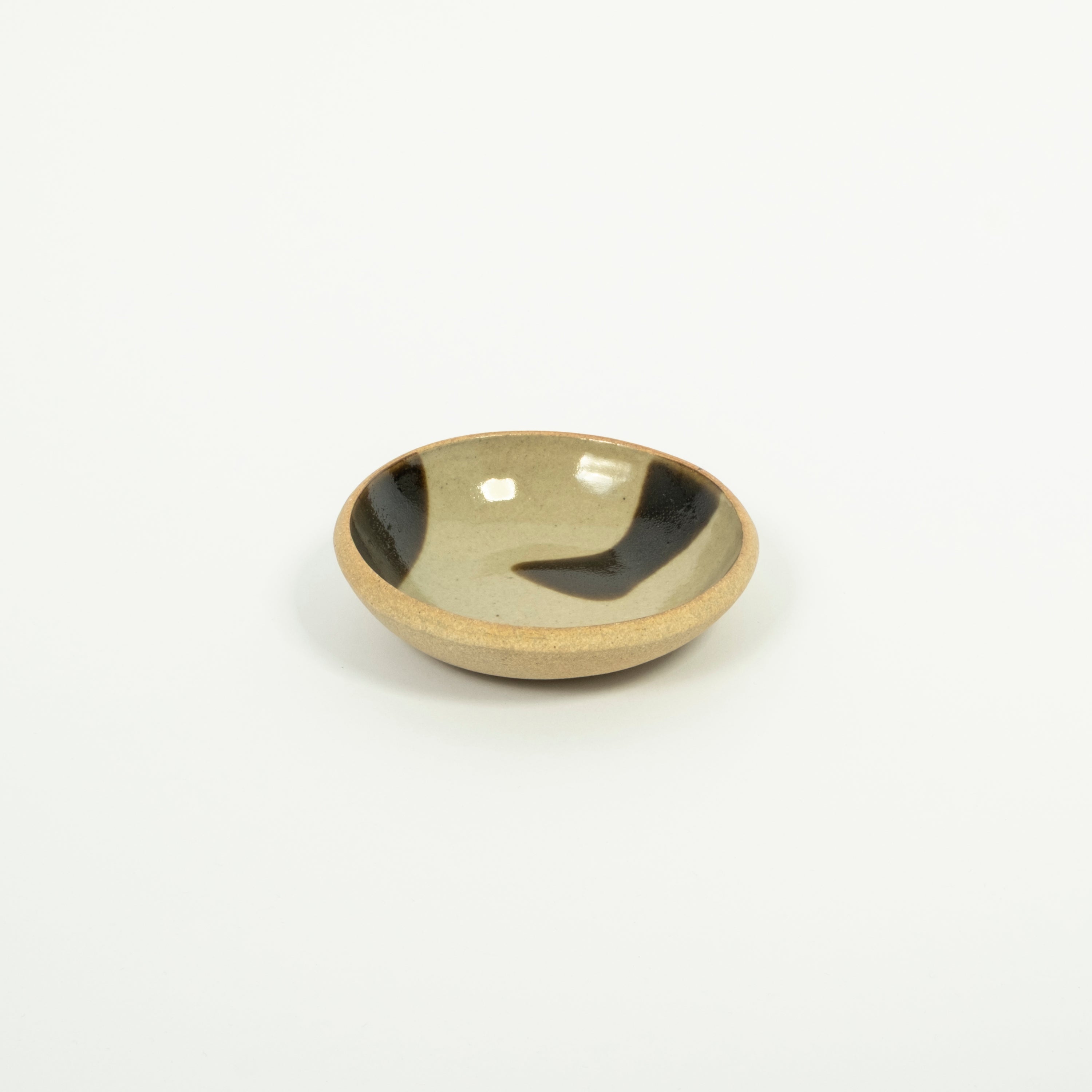 [BEAMS JAPAN x HAMADAGAMA] ROUND PLATE S _ WHITE/BLACK