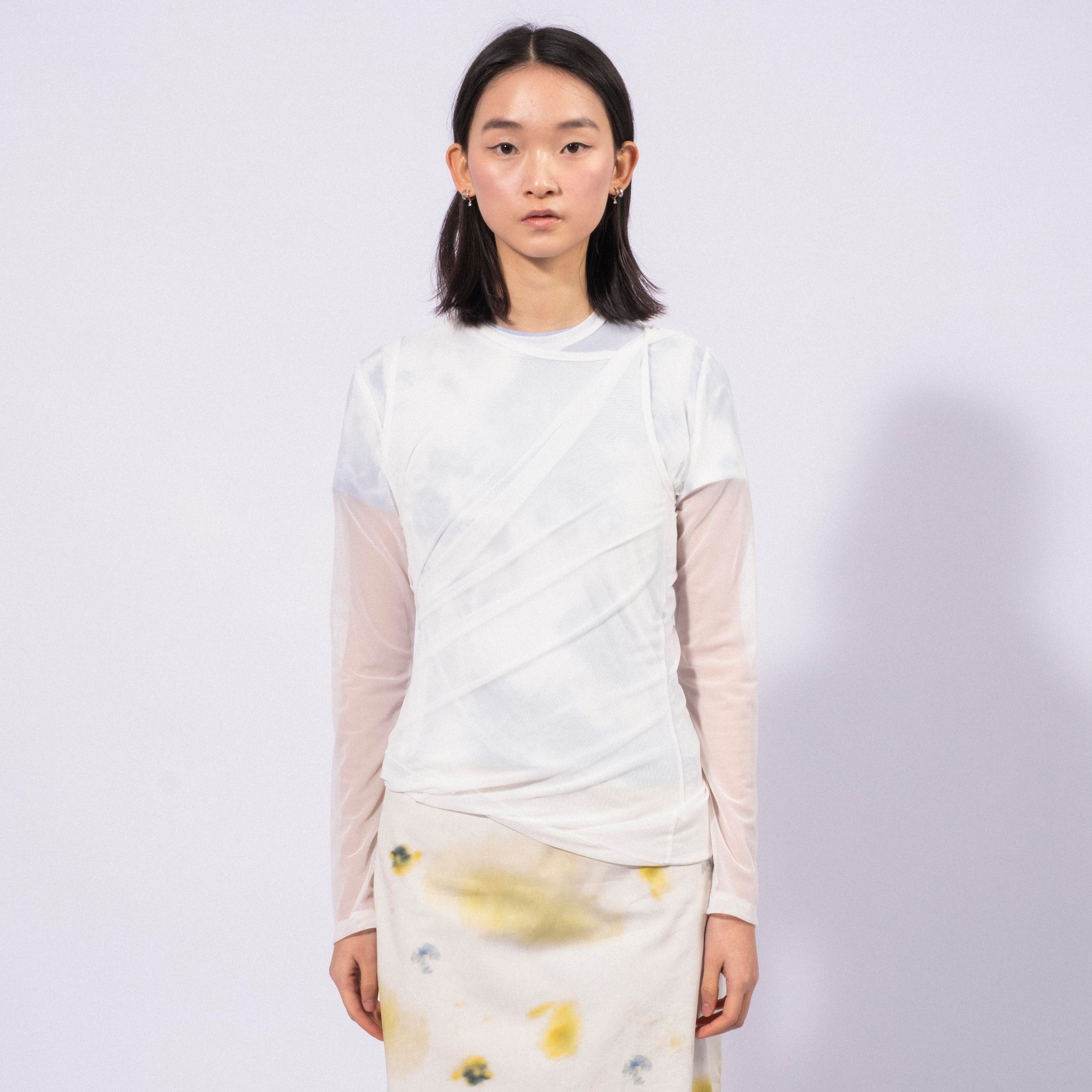 [TEAK] LAYERED TWIST MESH TOP _ WHITE