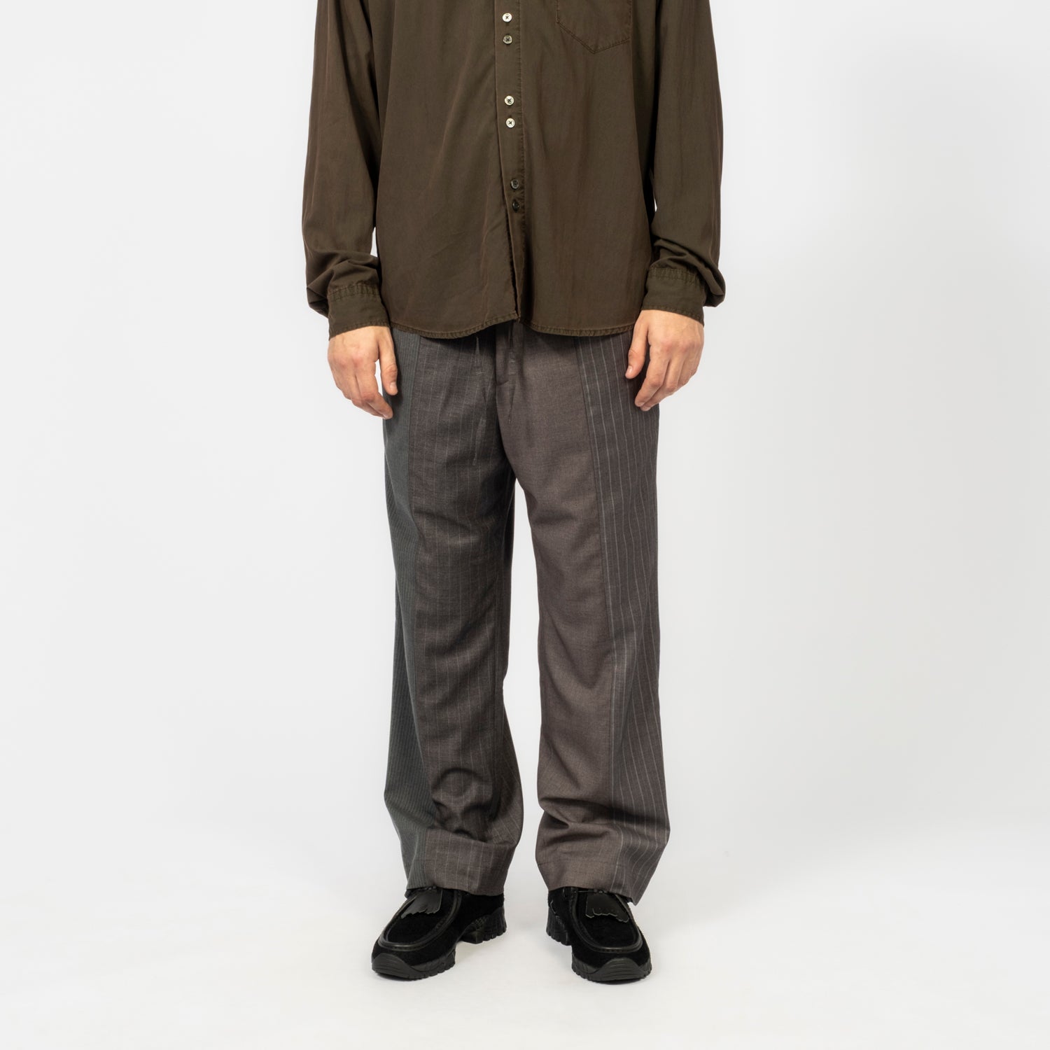 [AJOBYAJO] QUAD STRIPE TROUSERS _ GREY