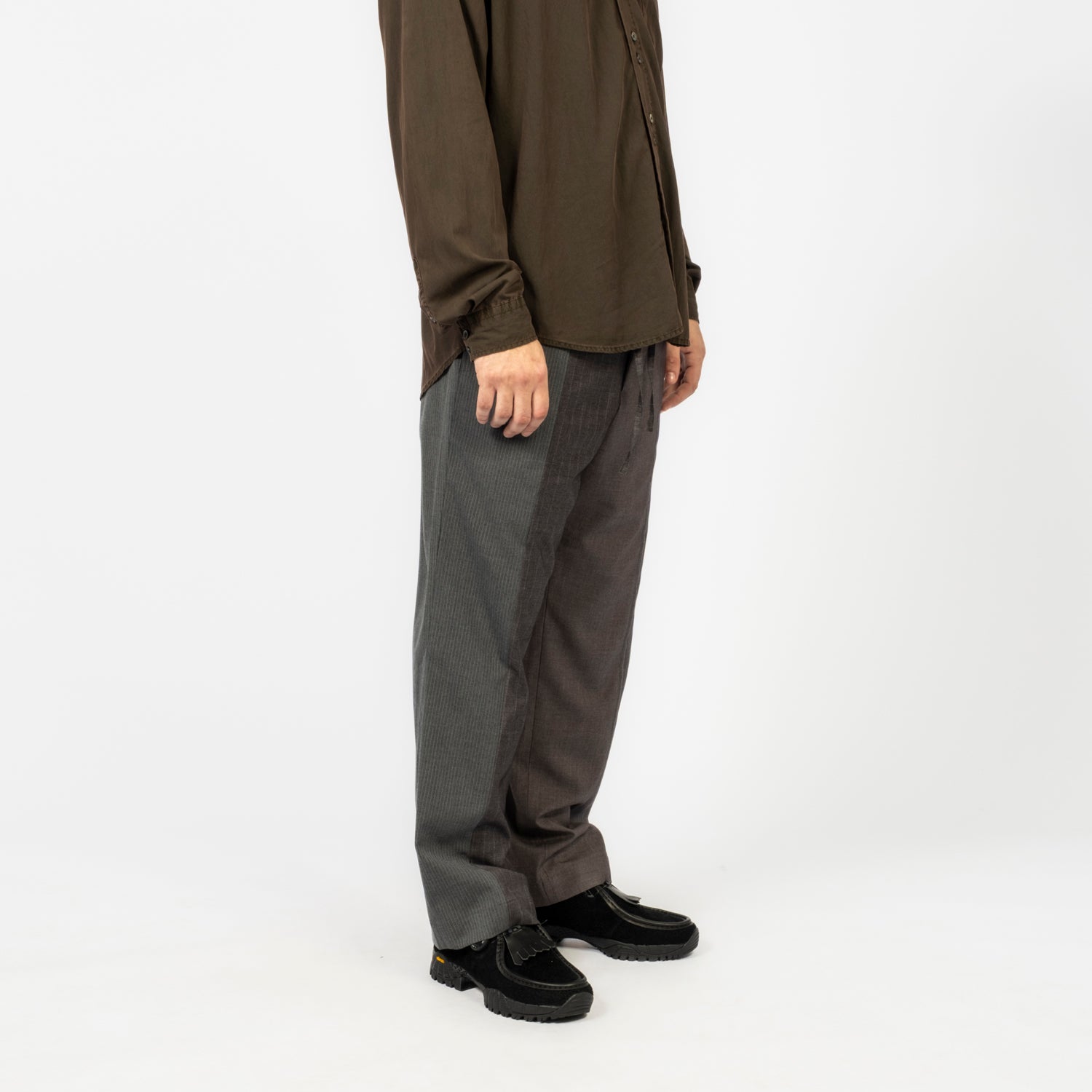 [AJOBYAJO] QUAD STRIPE TROUSERS _ GREY