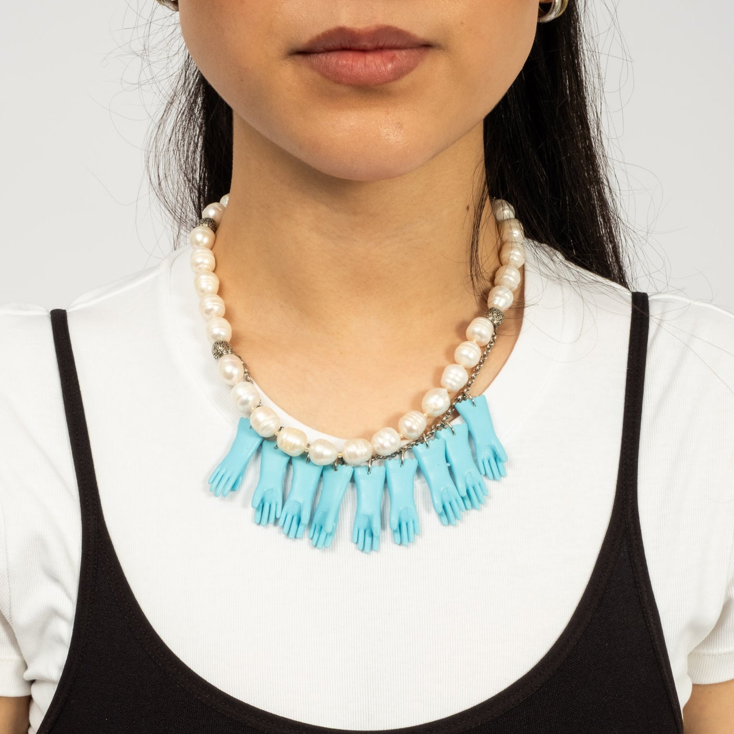 [52HZ LAB] GLOVES NECKLACE