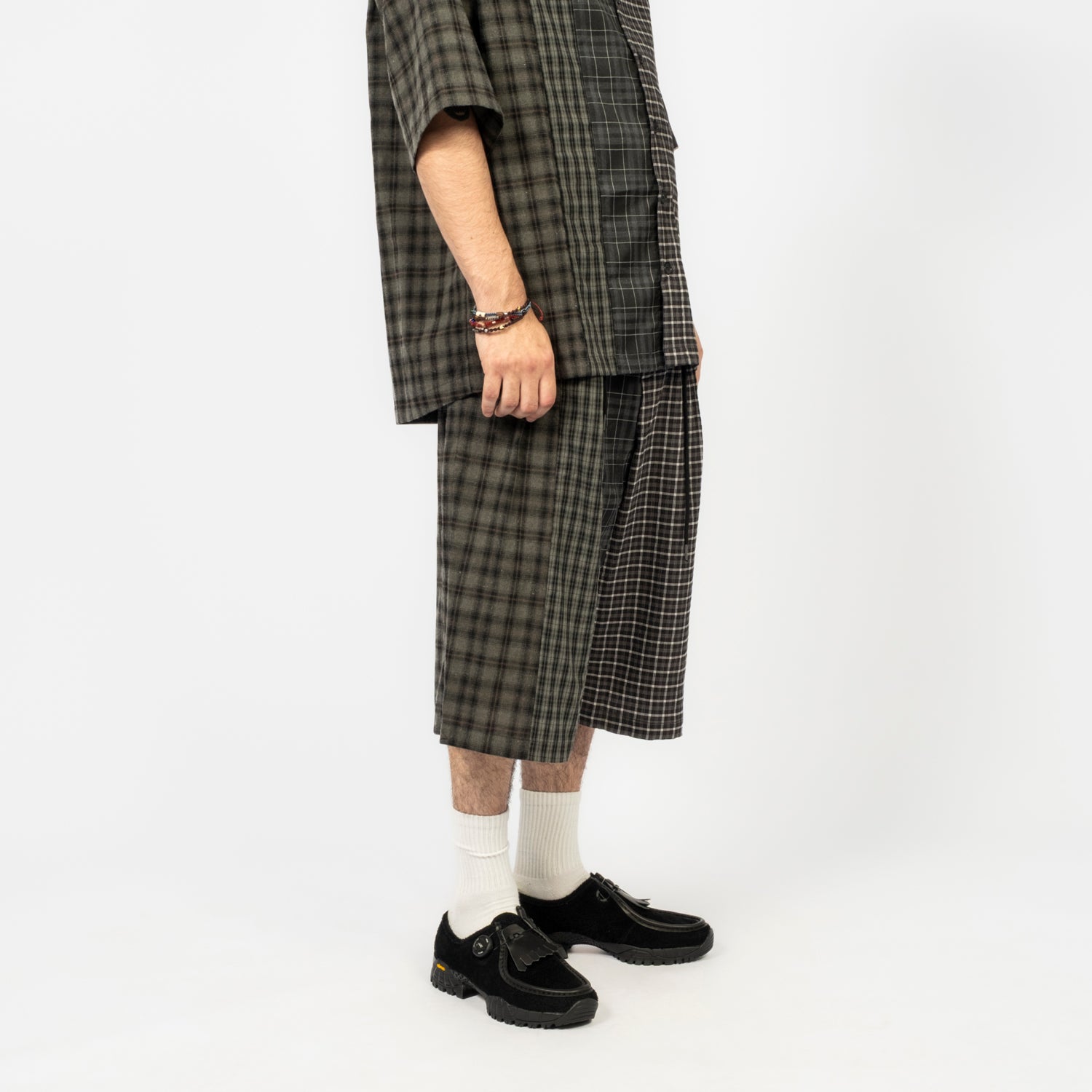 [AJOBYAJO] CHECK MIXED BERMUDA PANTS _ BLACK