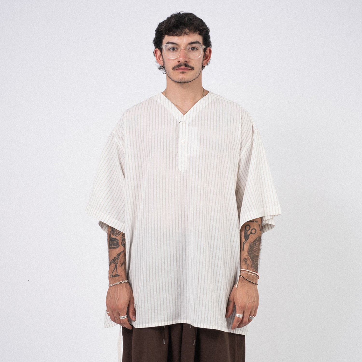 [SILLAGE] HENLEY POPOVER SHIRT BROWN JACQUARD STRIPE SHORT SLEEVE ORGANIC