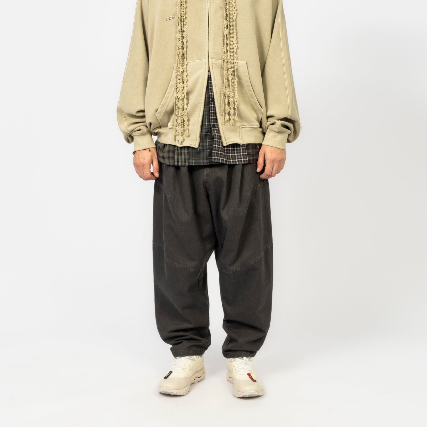 [AJOBYAJO] CATIONIC WASHED COTTON PANTS _ CHAROCAL