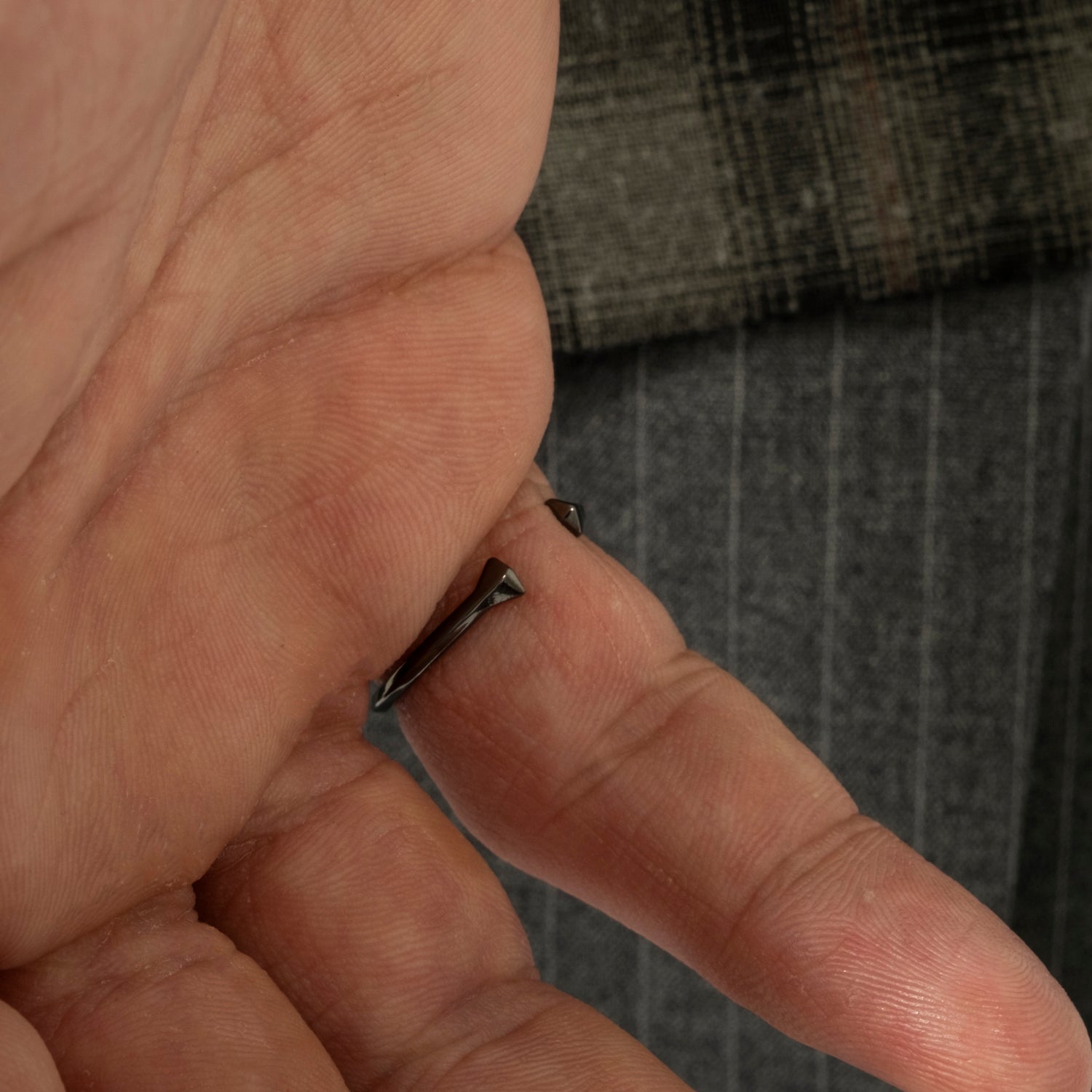 [AJOBYAJO] CROSS SYMBOL RING _ BLACK
