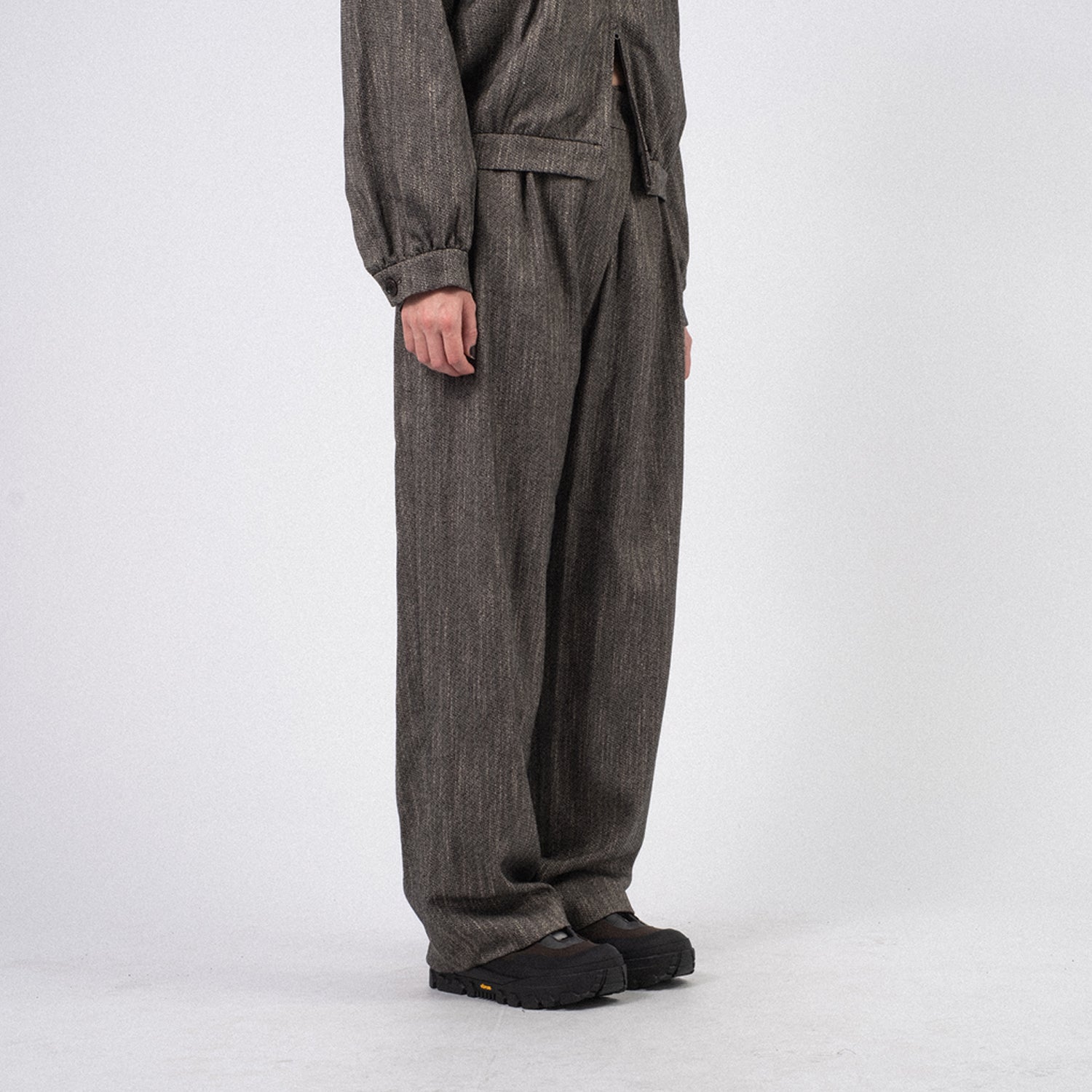 [AMOMENTO] WOOL TWEED WRAP PANTS _ CHARCOAL