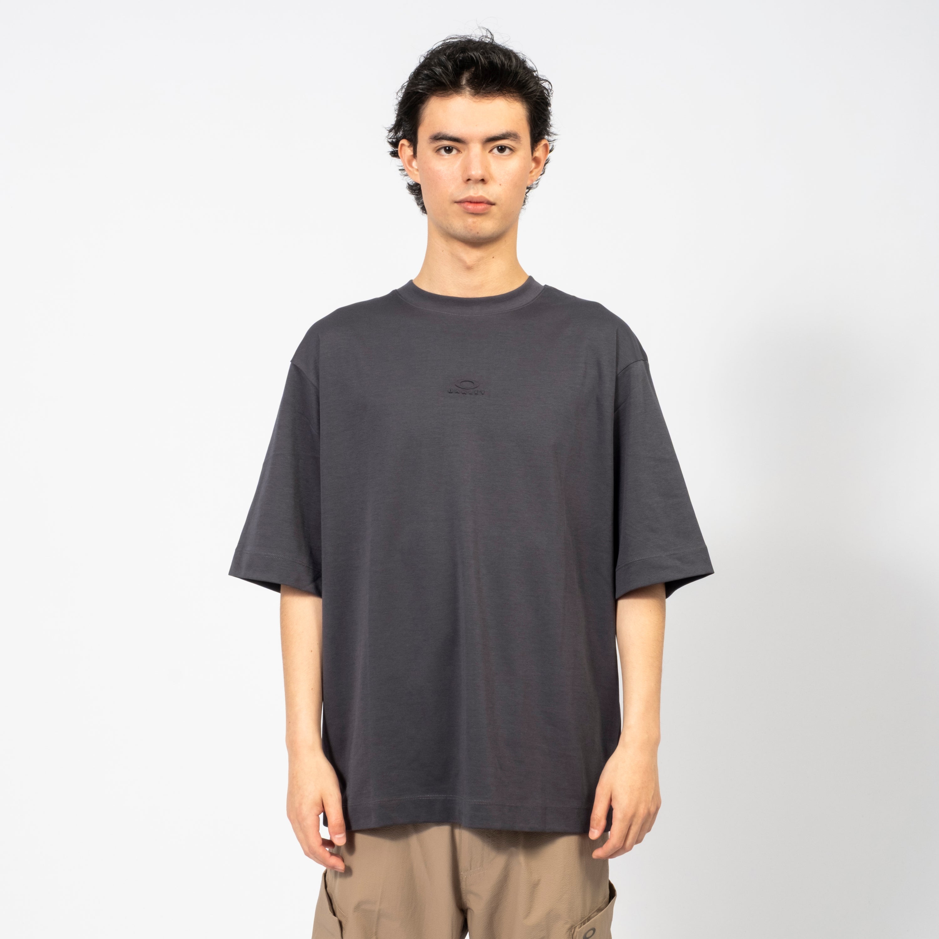 [OAKLEY] RESERVE ELLIPSE TEE _ GRAPHITE