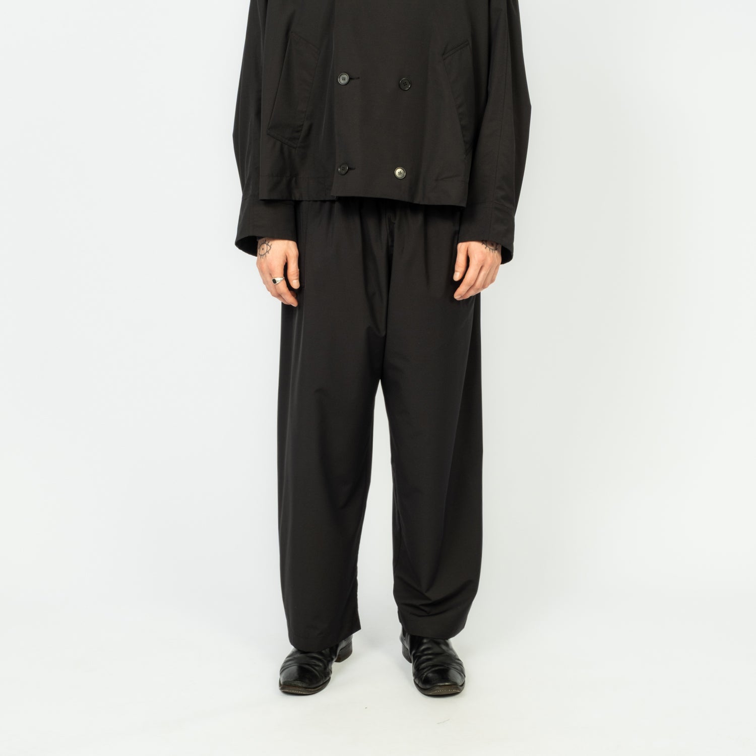 [GABRIELA COLL GARMENTS] NO.287 RAINSYSTEM WOOL FLAP POCKET TROUSERS _ BLACK