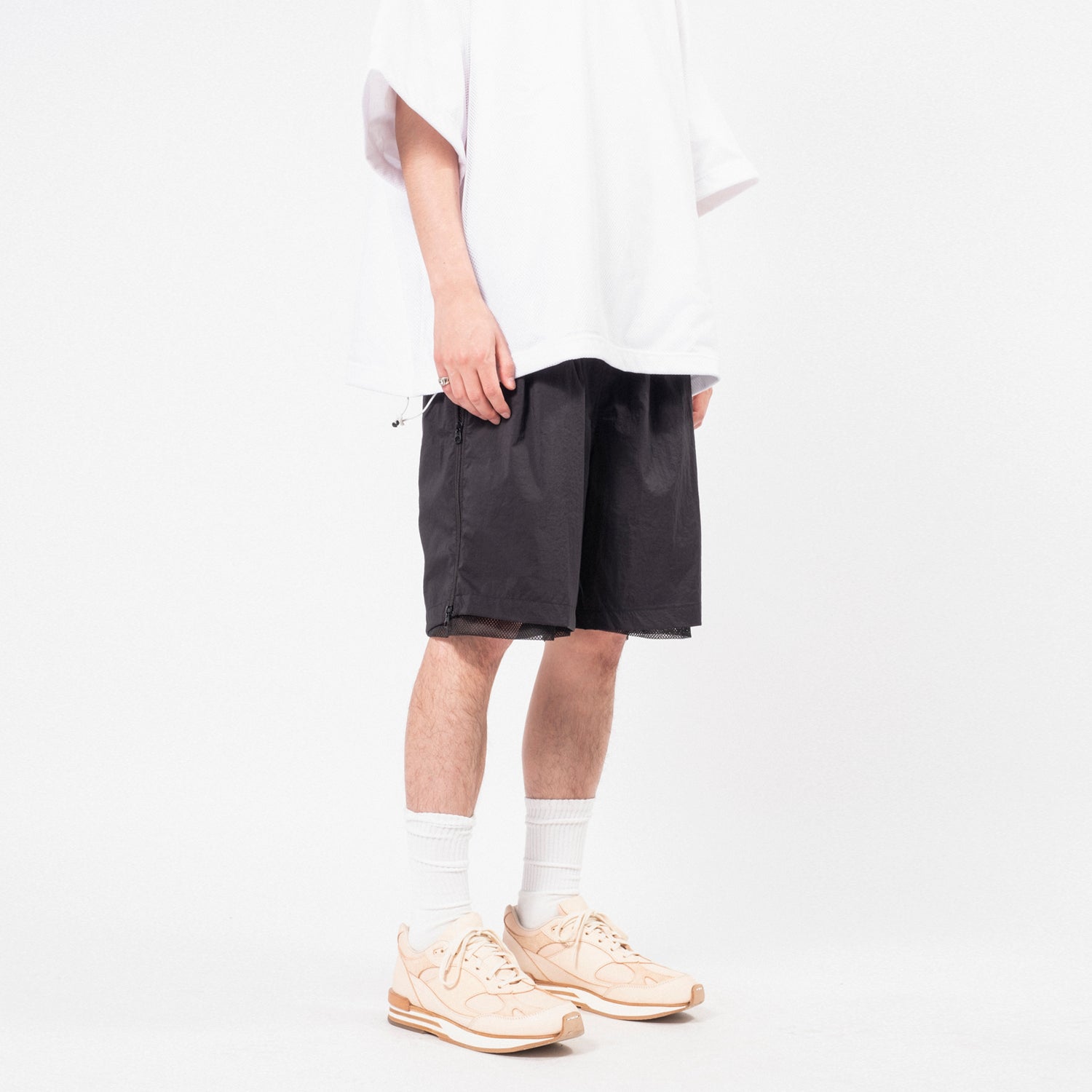 [IS-NESS] TECHNICAL VENTILATION SHORTS _ BLACK