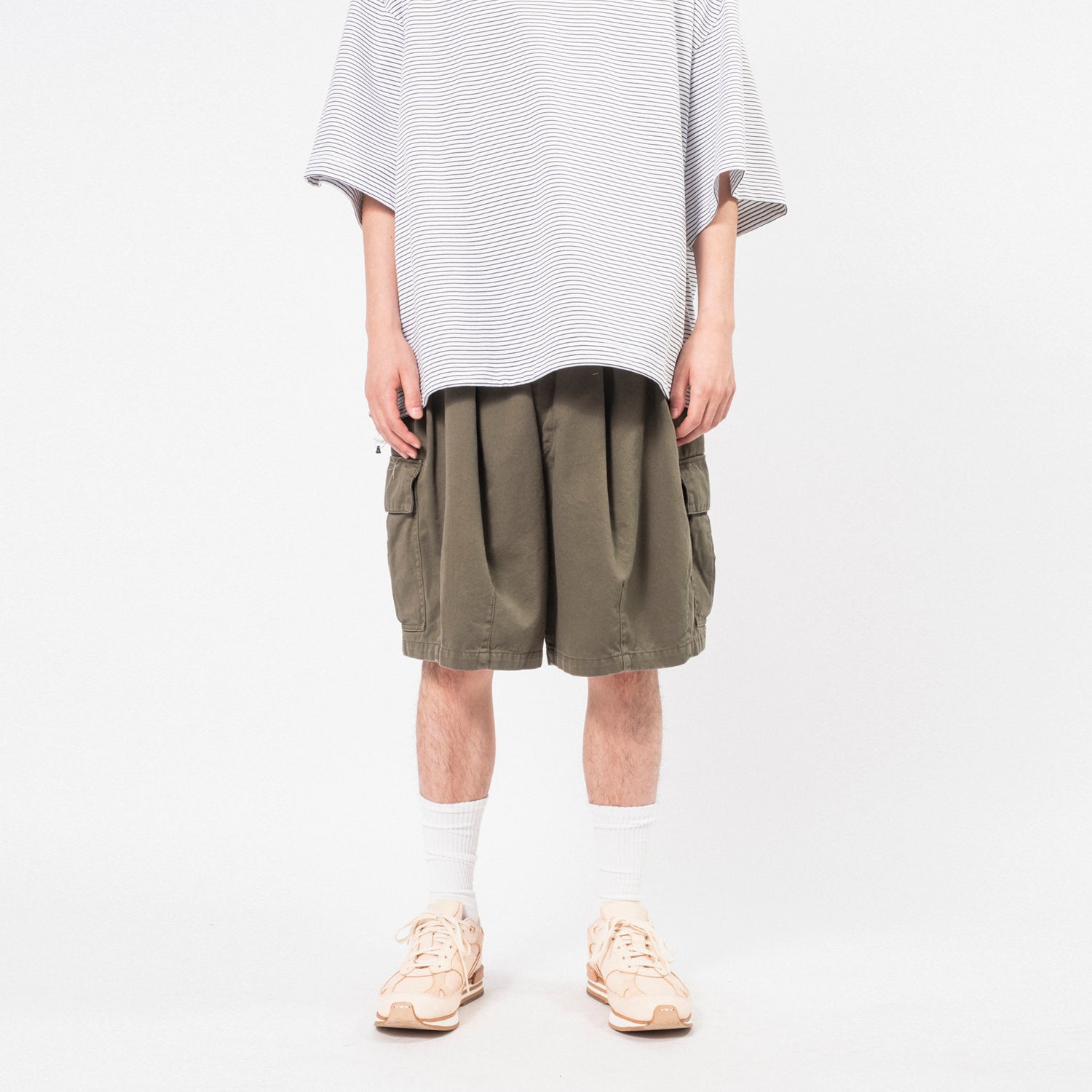 [IS-NESS] BALLOON EZ CARGO SHORTS _ KHAKI