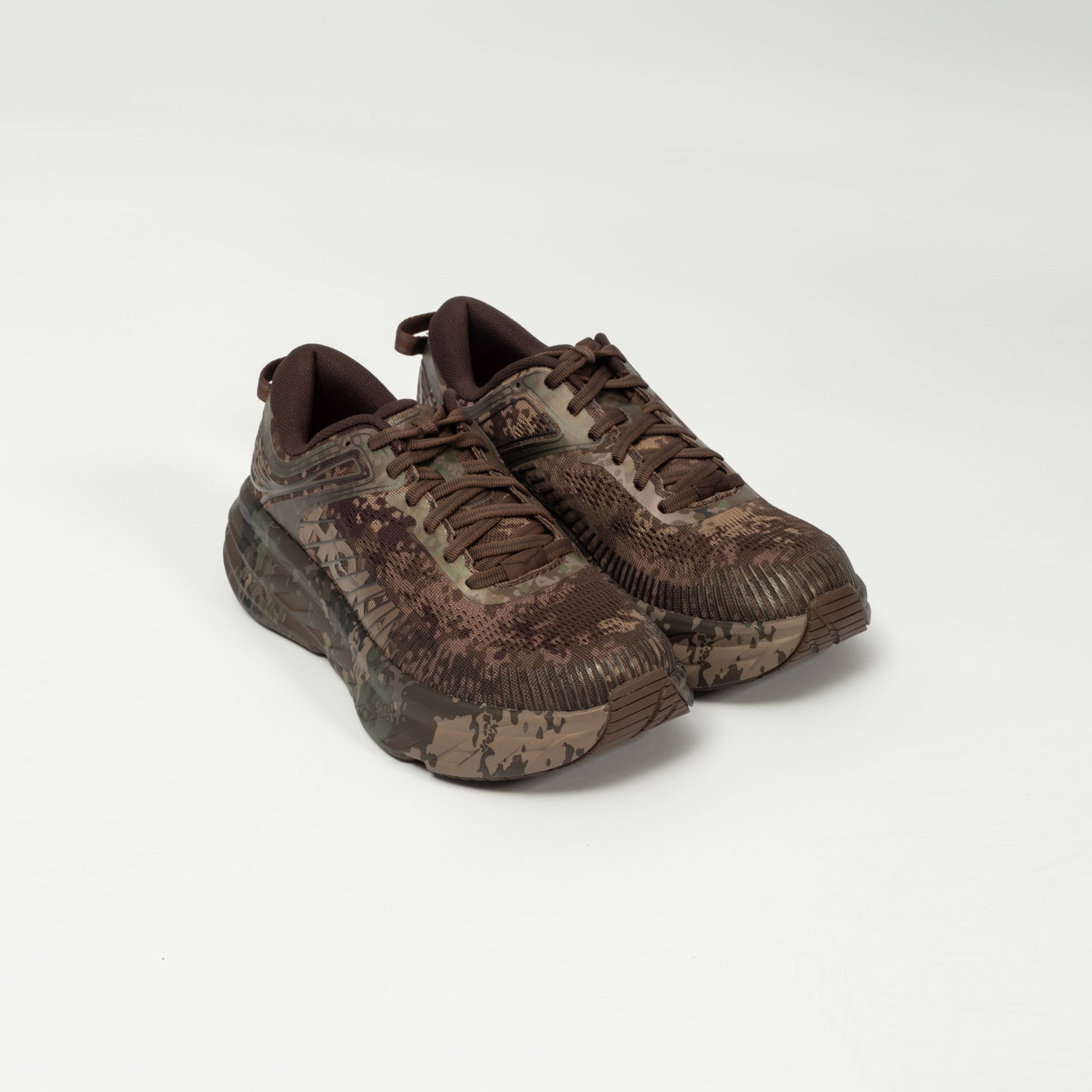 [HOKA ONE ONE x BEAMS] BONDI 7 _ CHESTNUT/BLACK BEAN