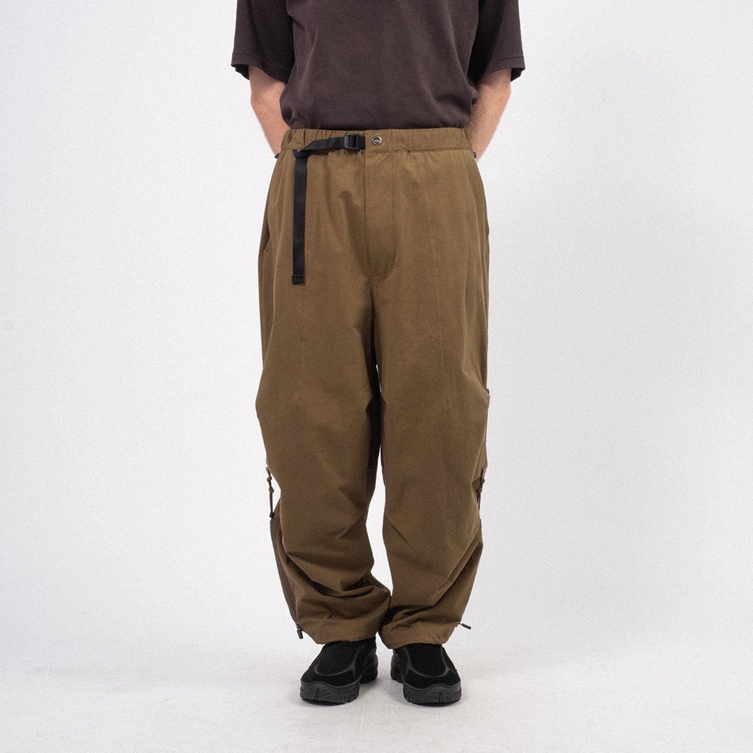 [POLIQUANT] THE CHANGING LENGTH HEM ZIP-UP TUCKED PANTS _ KHAKI