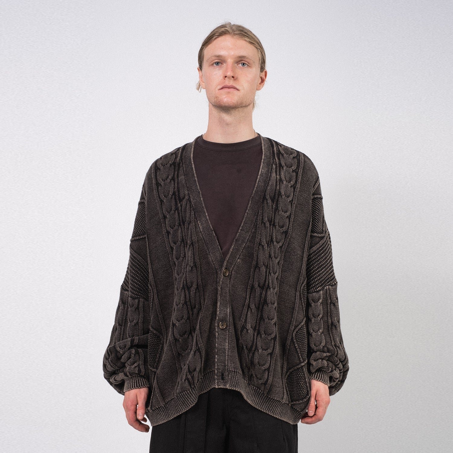 [AJOBYAJO] CABLE WASHED CARDIGAN _ BLACK