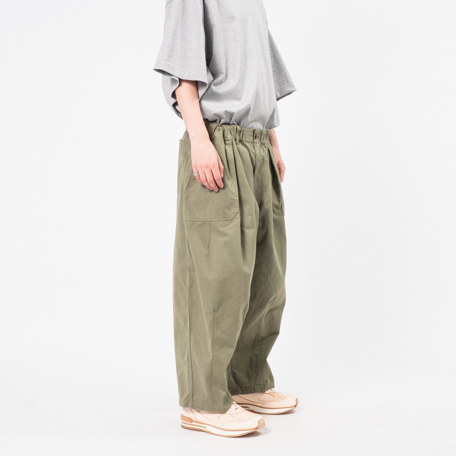 [IS-NESS] BALLOON BAKER PANTS _ KHAKI