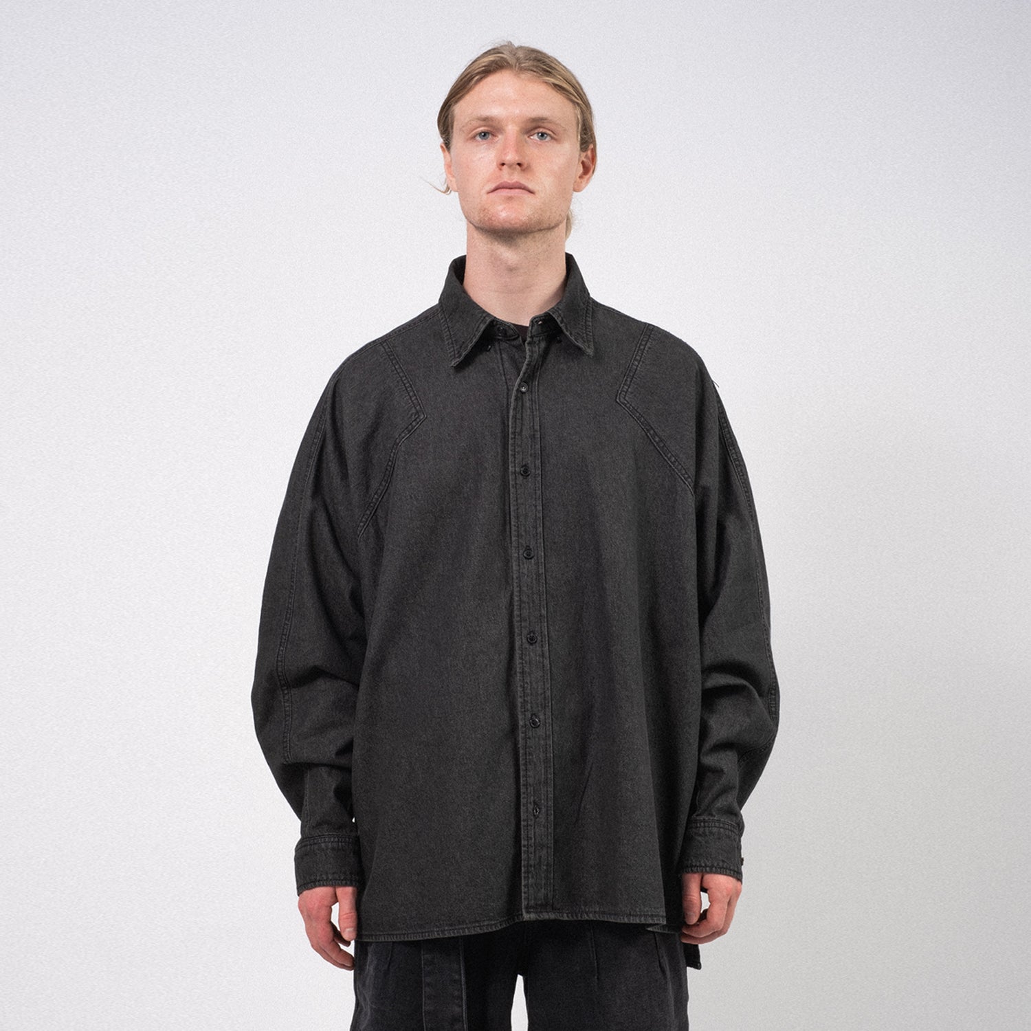 [AJOBYAJO] BATWING WASHED DENIM SHIRT _ BLACK