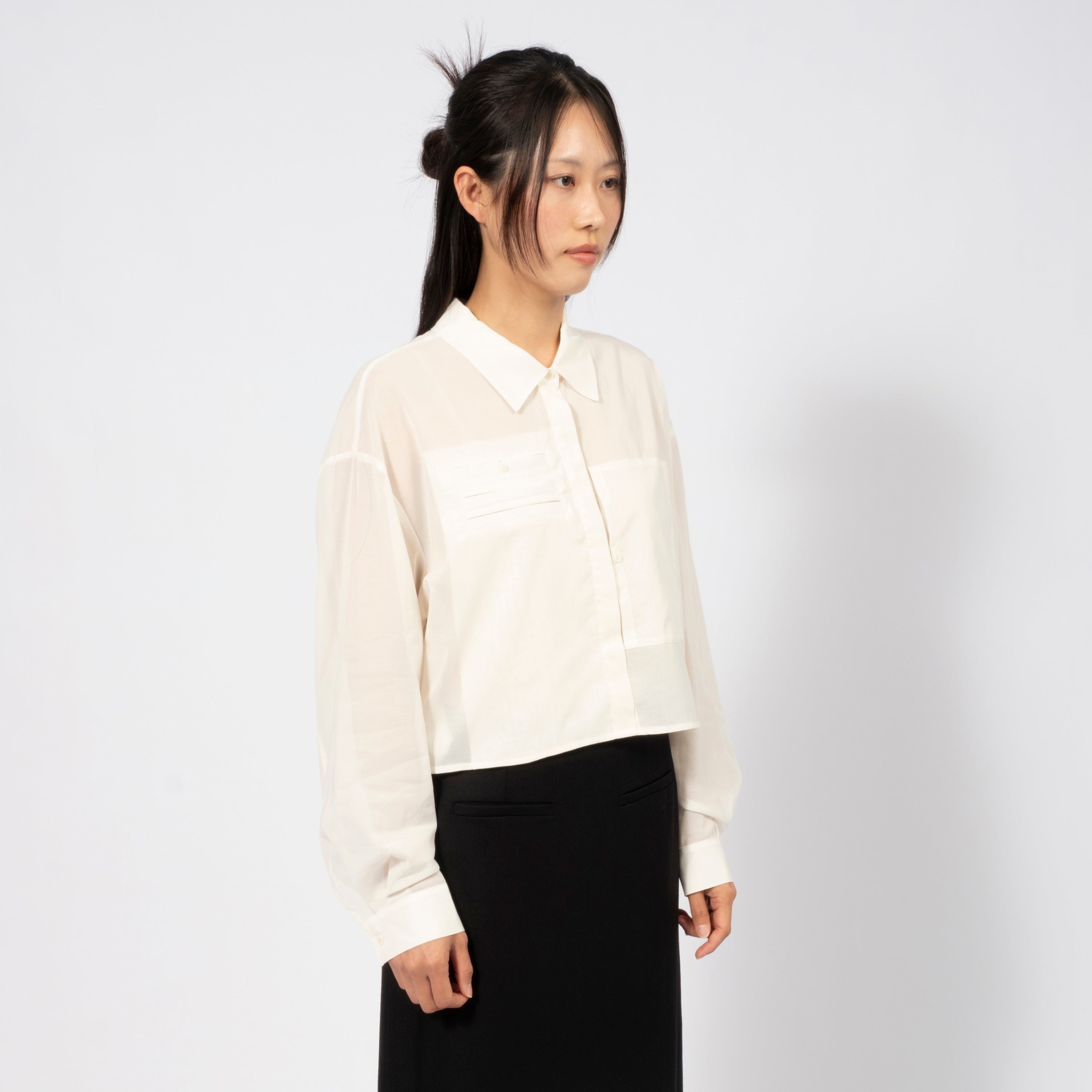 [AMOMENTO WOMEN] DRAWER POCKET CROP SHIRTS _ IVORY