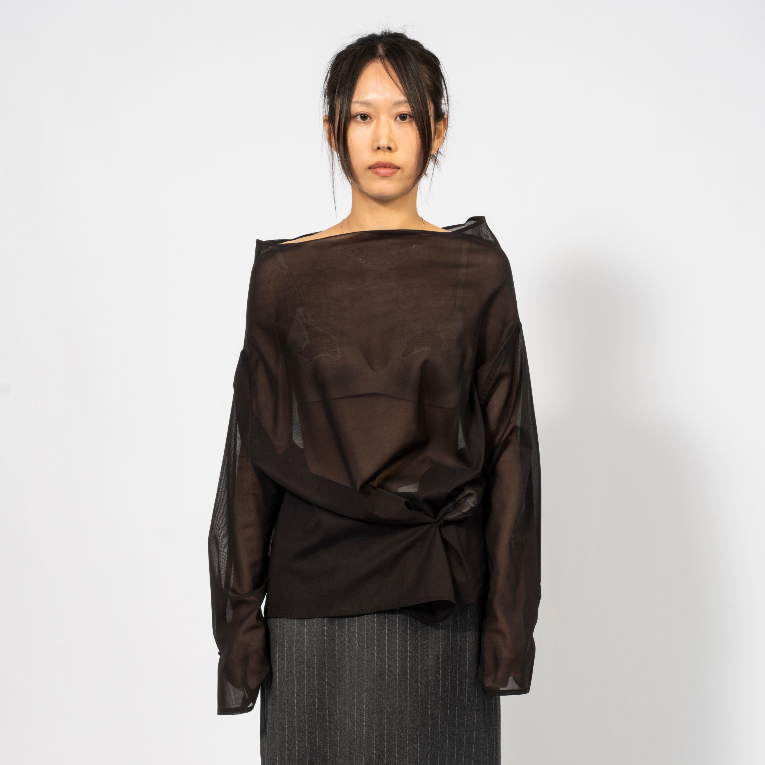 [AMOMENTO WOMEN] MOCK NECK TWO WAY BLOUSE _ BLACK