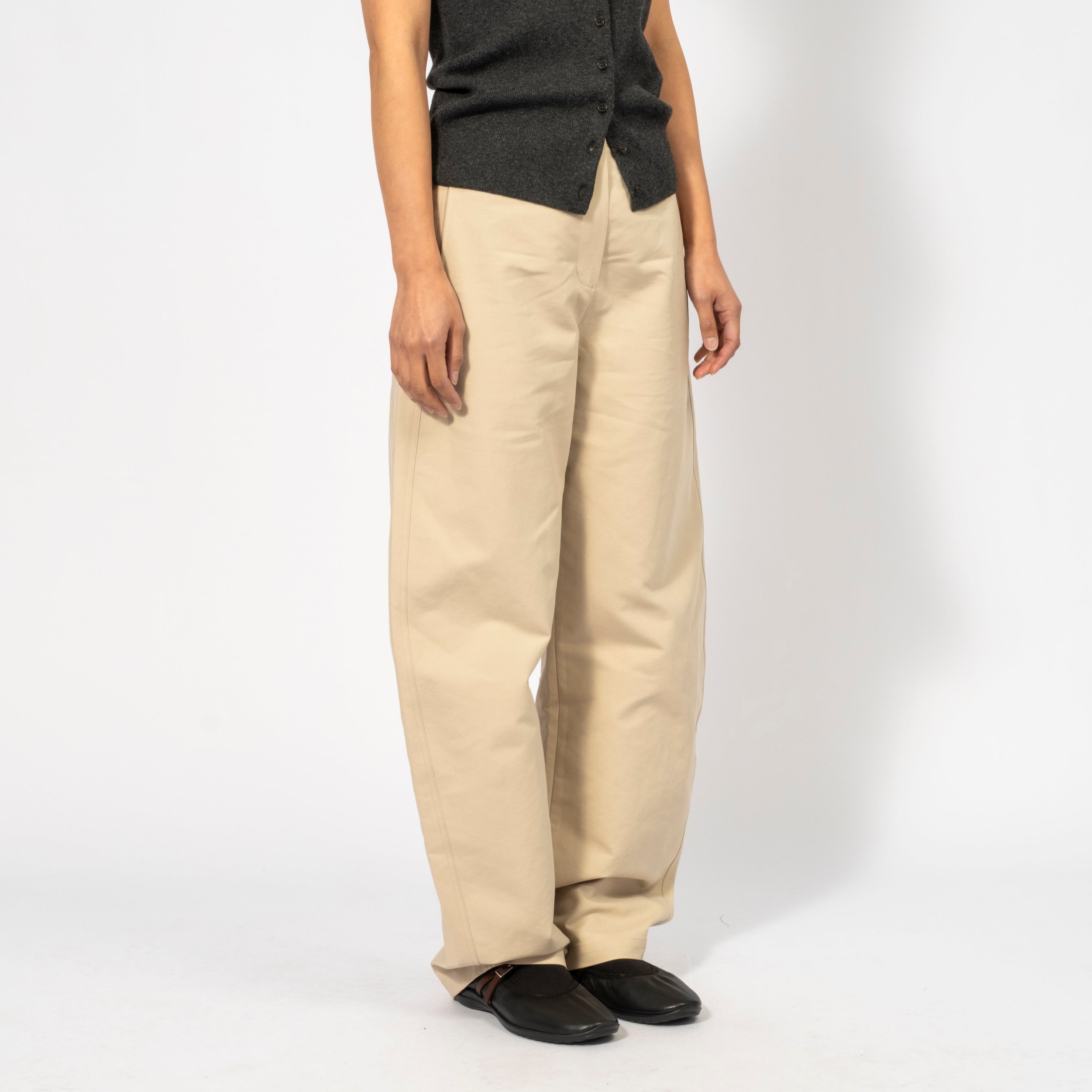 [AMOMENTO WOMEN] CURVED LONG PANTS _ BEIGE