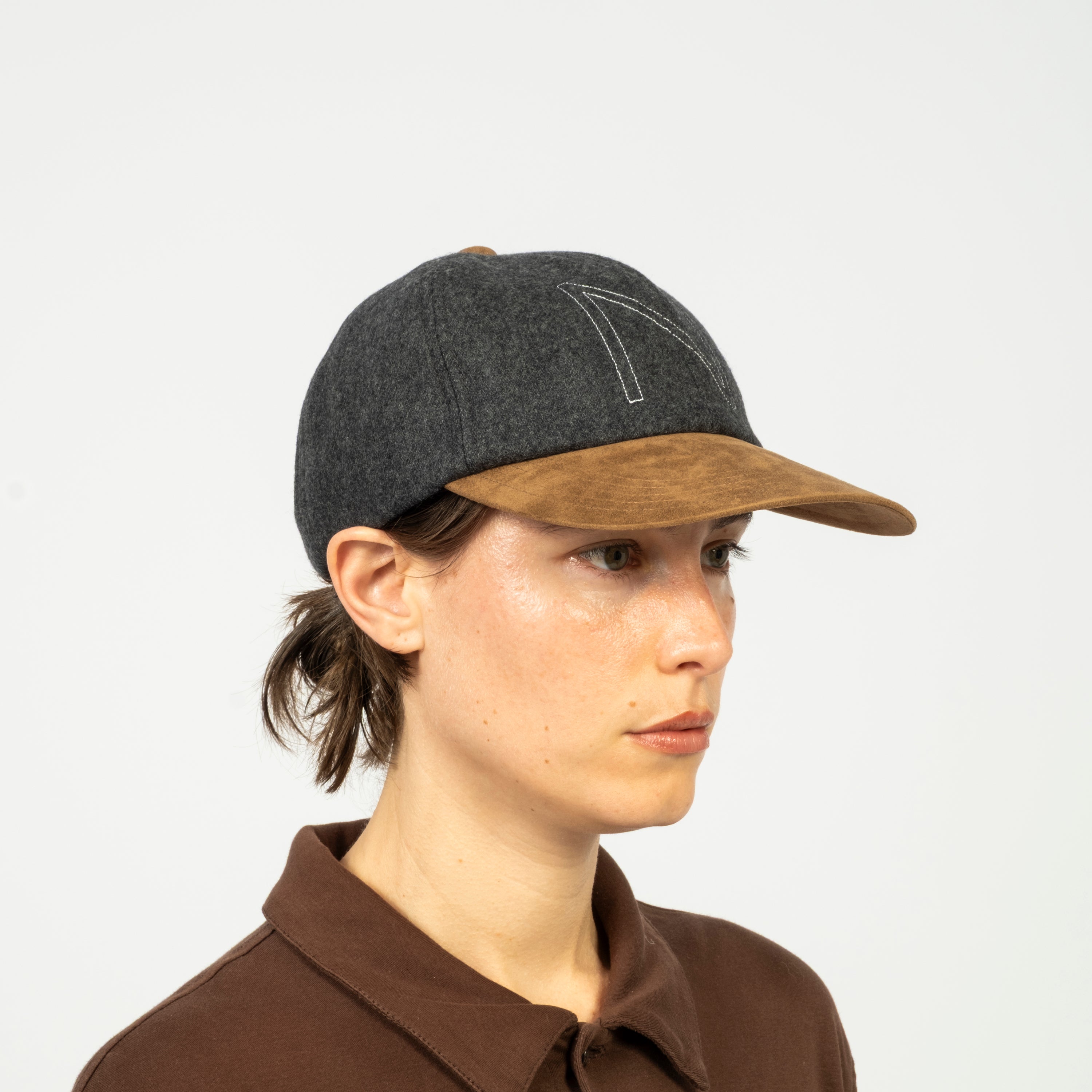 [NINE TAILOR] N-1500 BORAGE CAP _ C.GREY X BROWN
