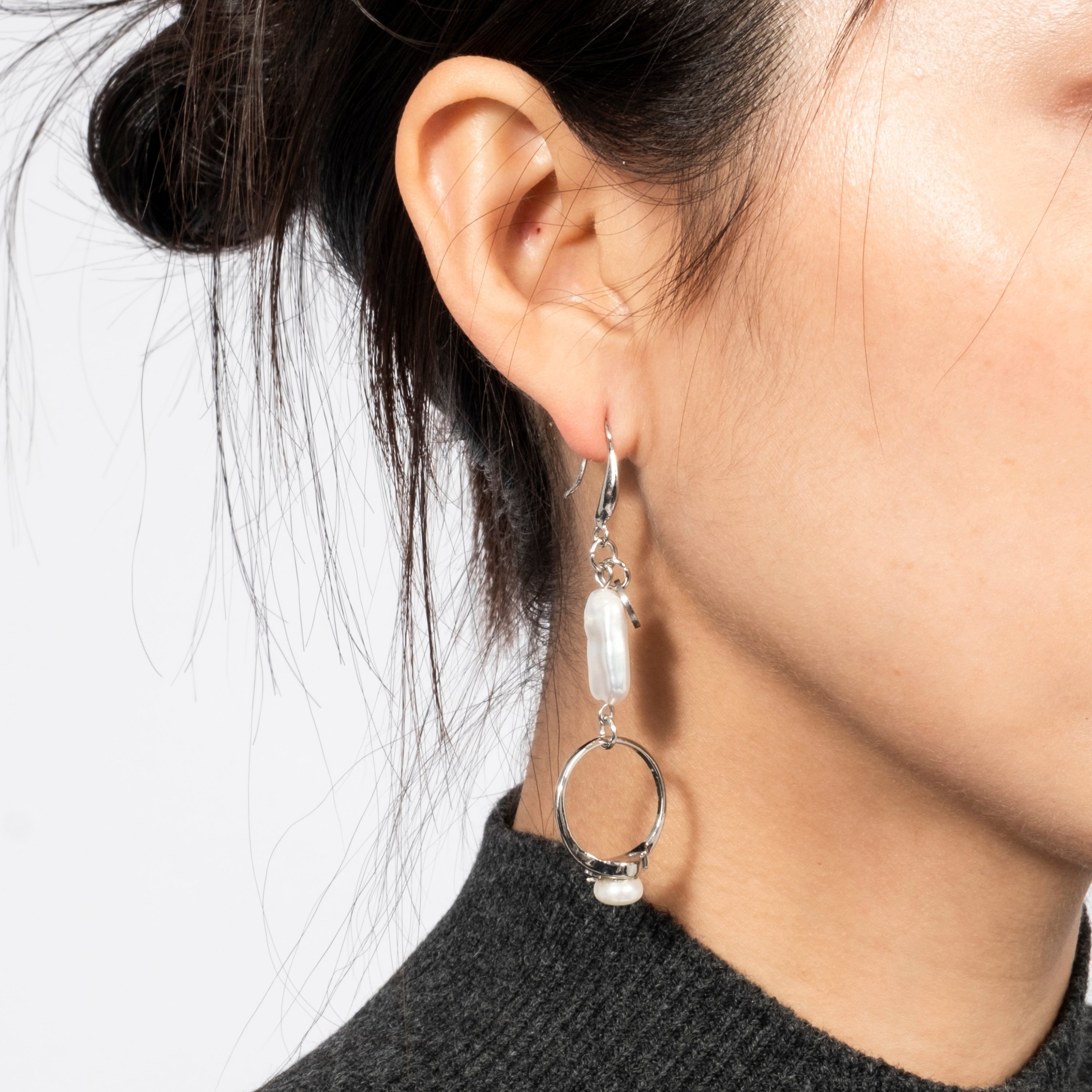 [52HZ LAB] FRESHWATER PEARL EARRINGS DOUBLE RINGS