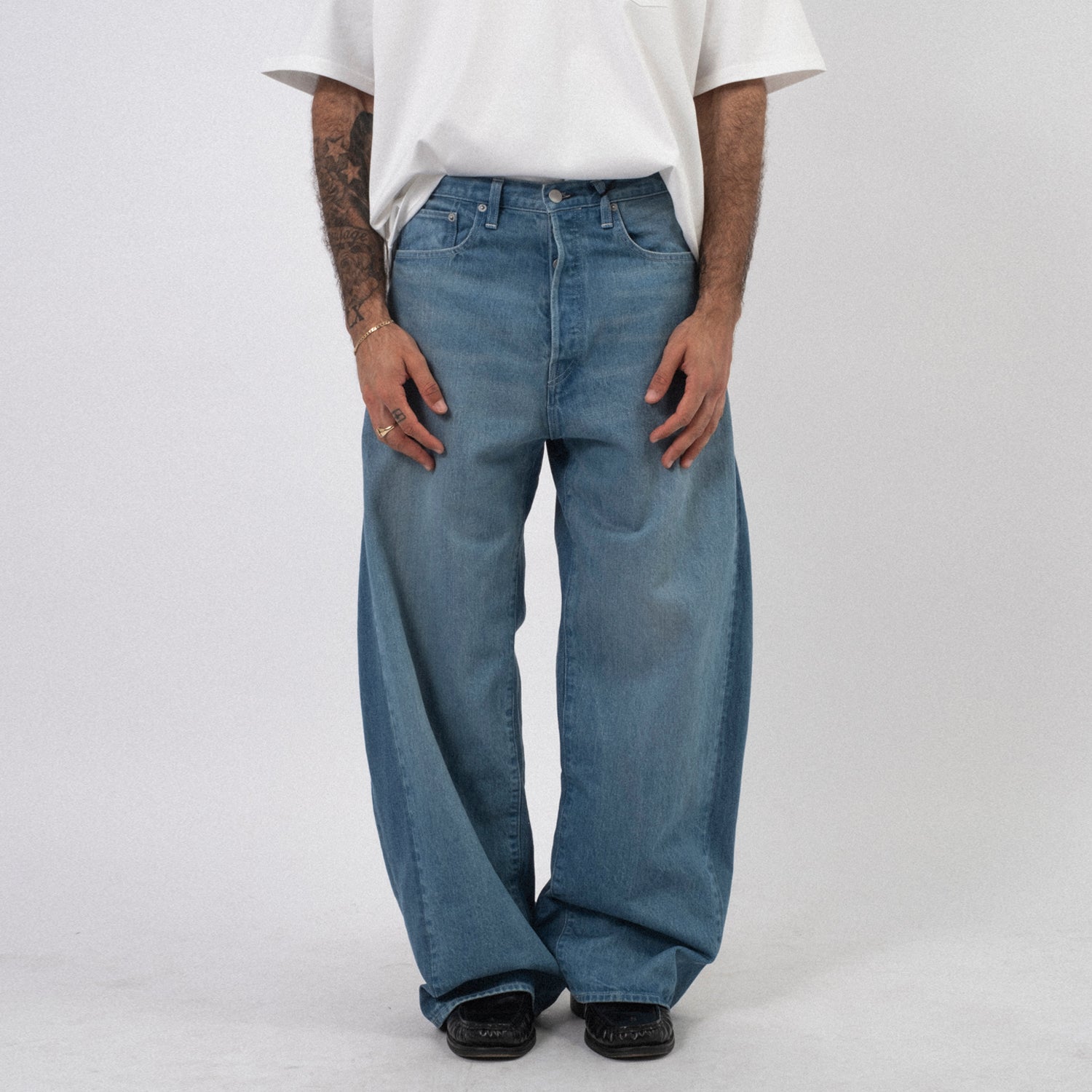 [SSSTEIN] ST936 DEFORMATION WIDE DENIM JEANS _ INDIGO