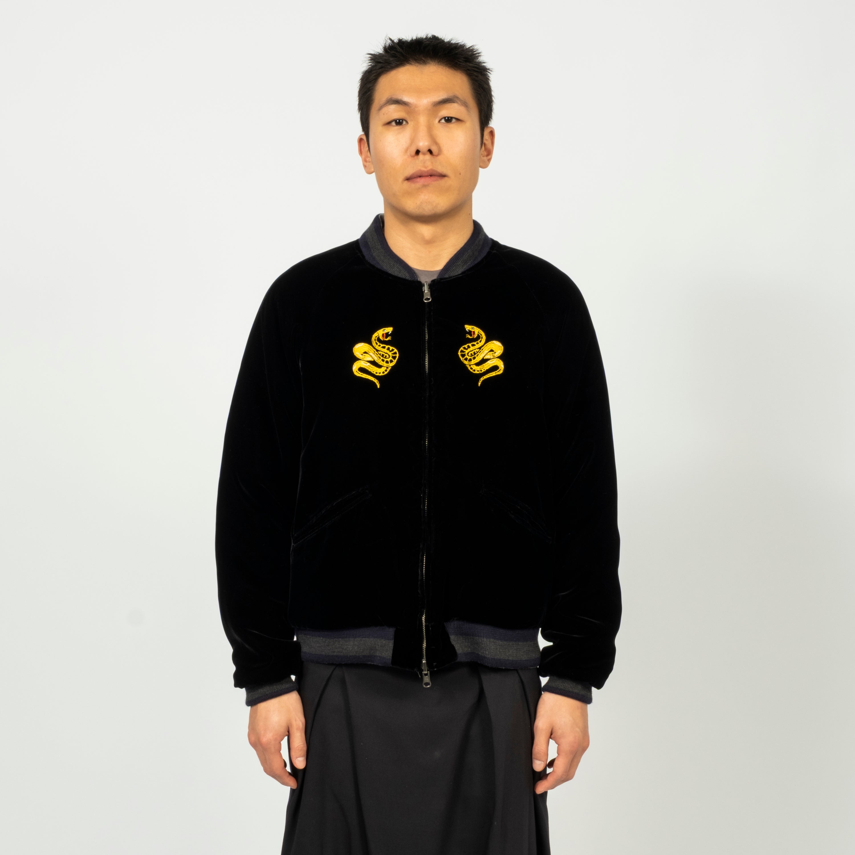 [BLUE BLUE JAPAN] TORA NI FUJI- REVERSIBLE SOUVENIR JACKET _ BLACK