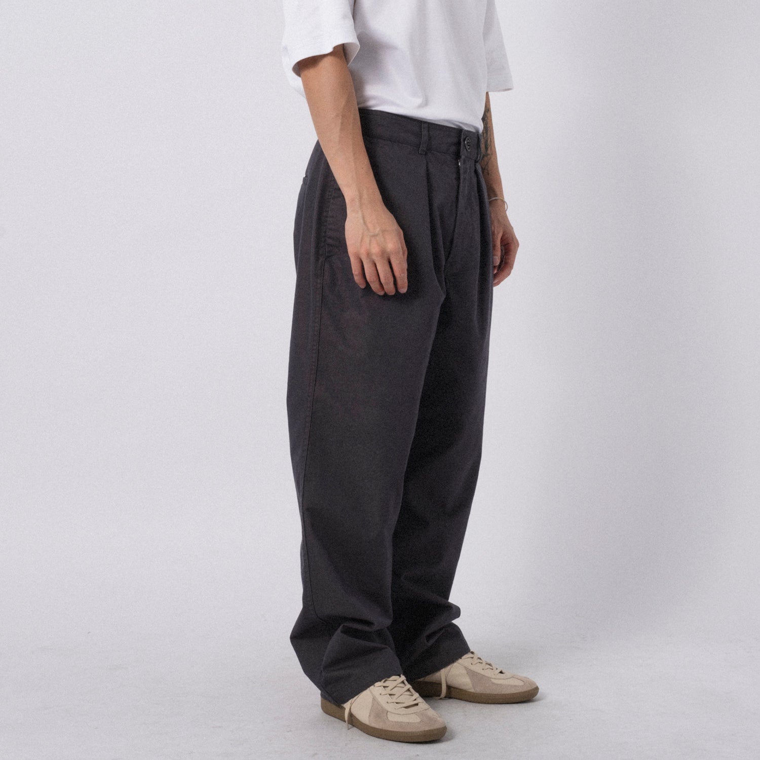 [NEITHERS] PHOTOGRAPHER PANTS _ CHARCOAL GREY