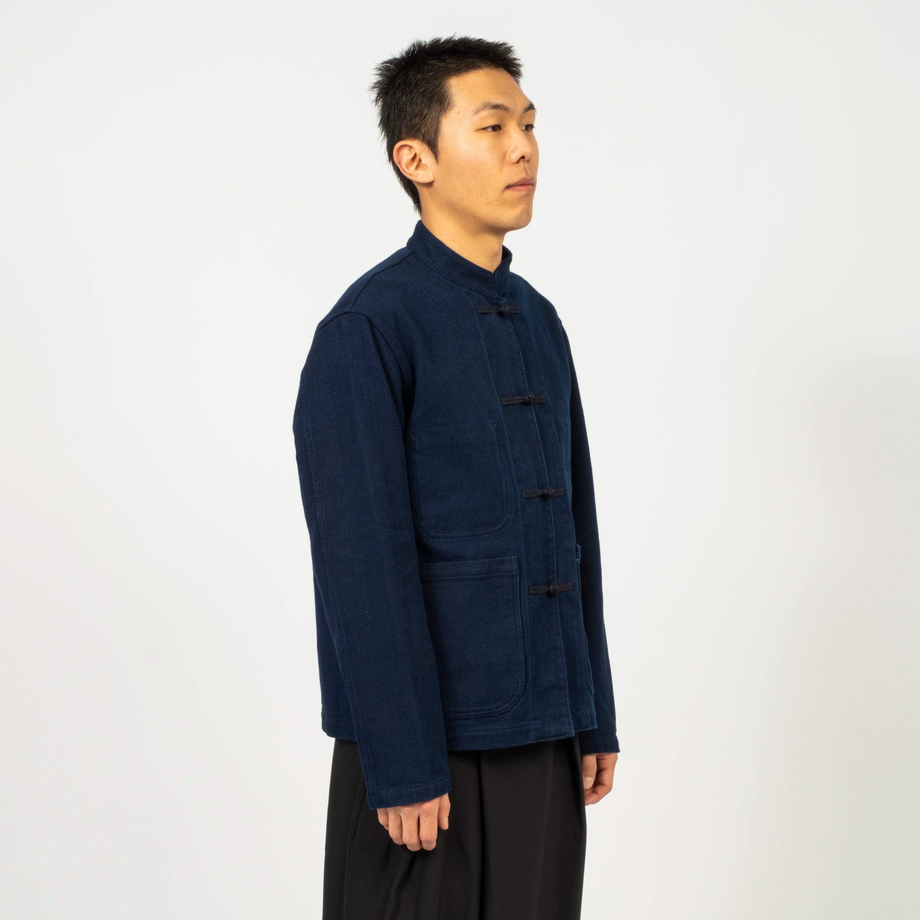 [BLUE BLUE JAPAN] WOVEN PURE INDIGO DOUBLE CLOTH SASHIKO ORIENTAL JACKET _ INDIGO