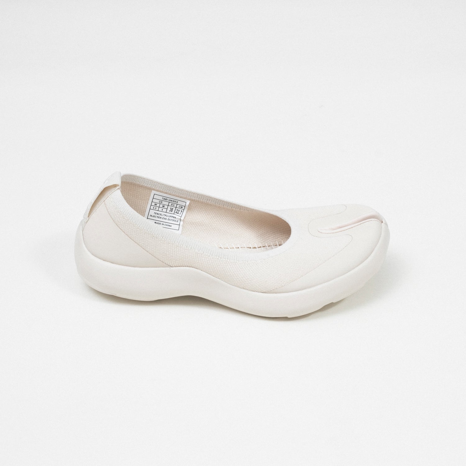 [TABI FOOTWEAR] TABI BALLERINA _ OFF WHITE