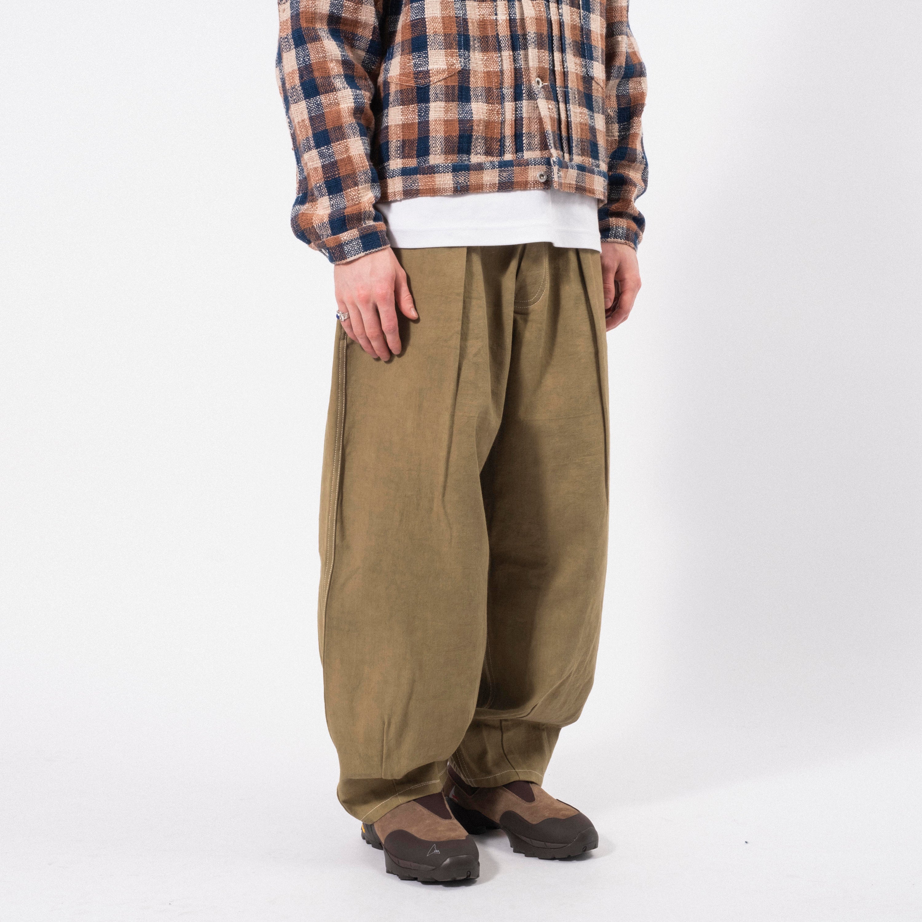 [STORY MFG] LUSH PANTS _ OLIVE WONKY-WEAR