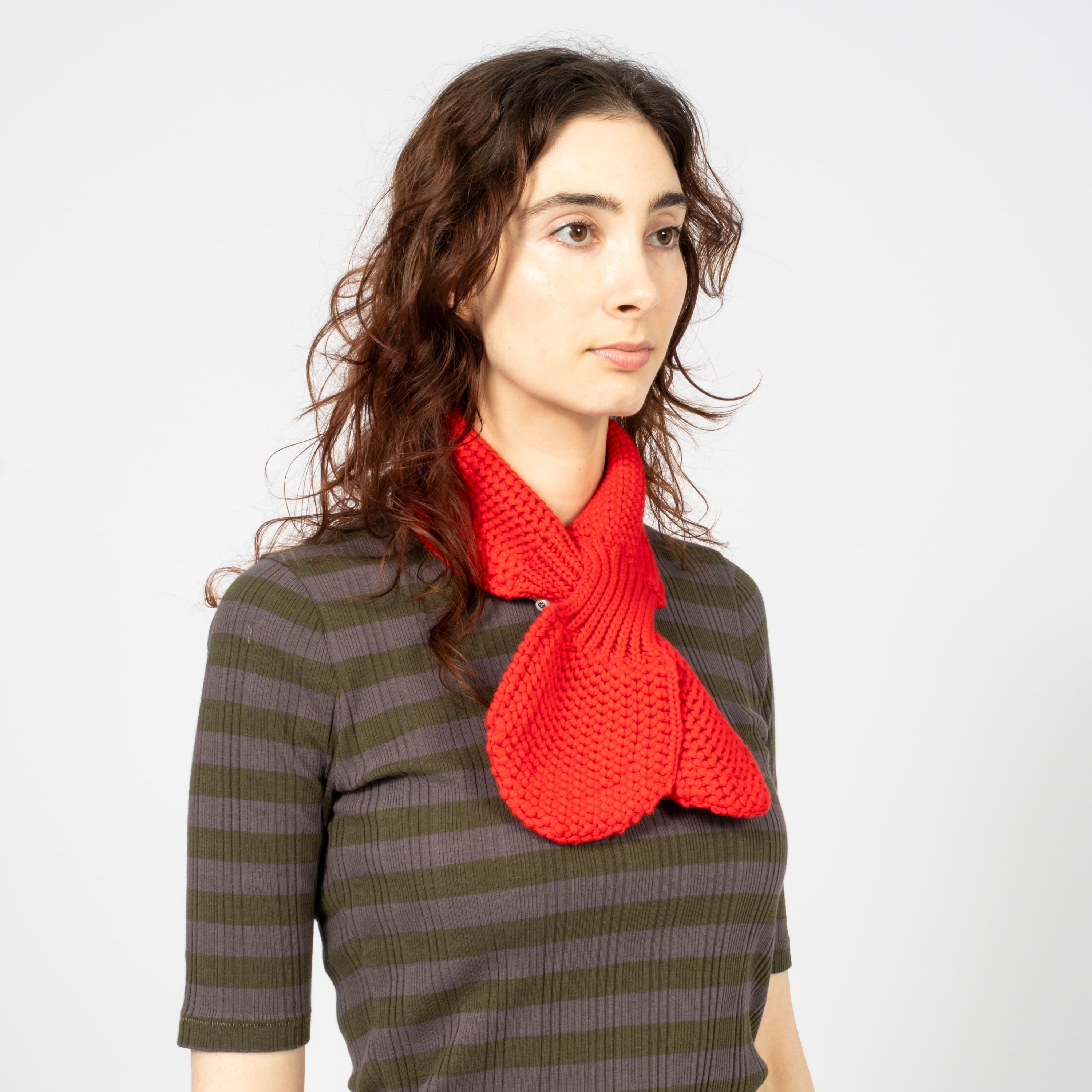 [YMC] SLOTTED SCARF _ RED