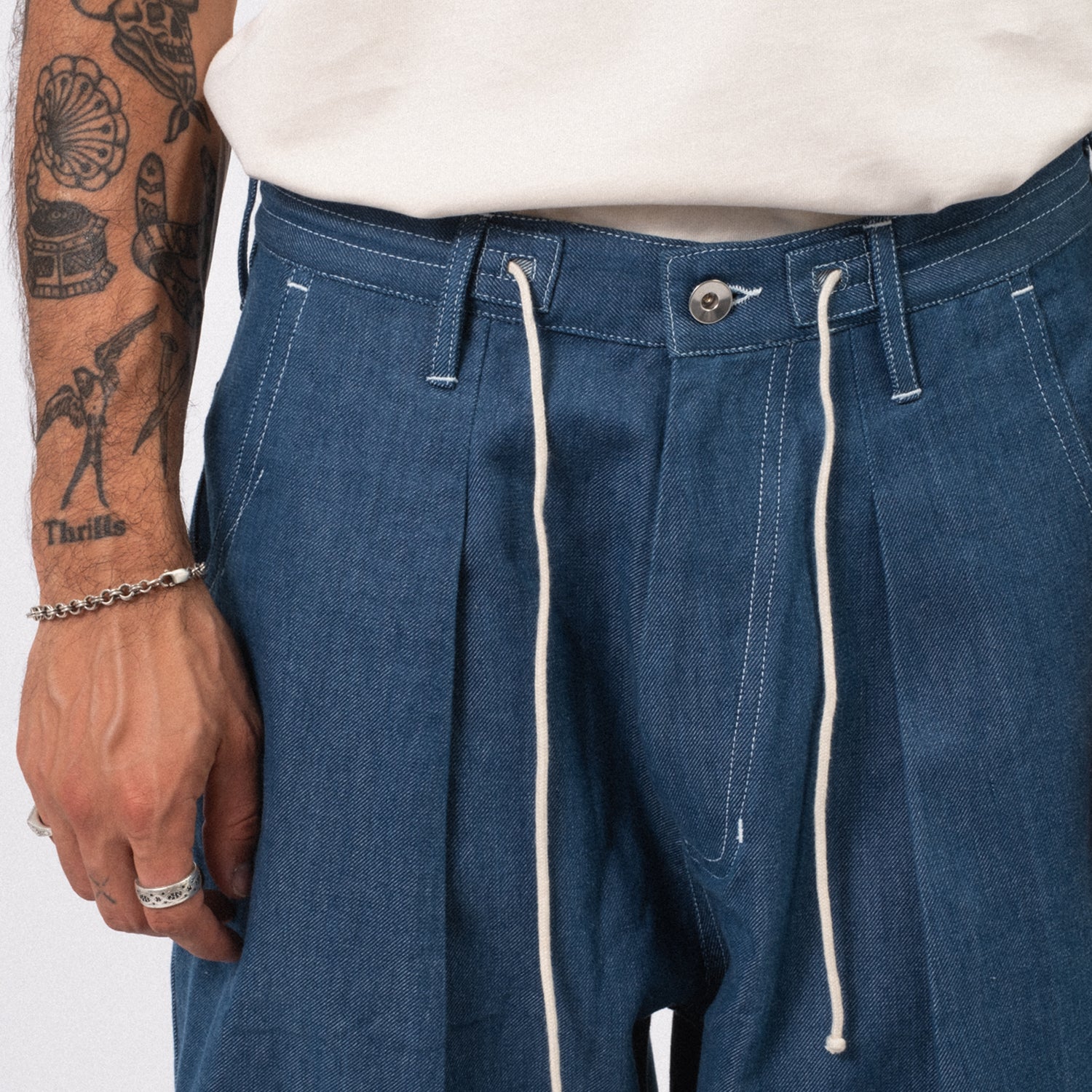 STORY MFG] LUSH PANTS _ INDIGO DENIM WONKY-WEAR
