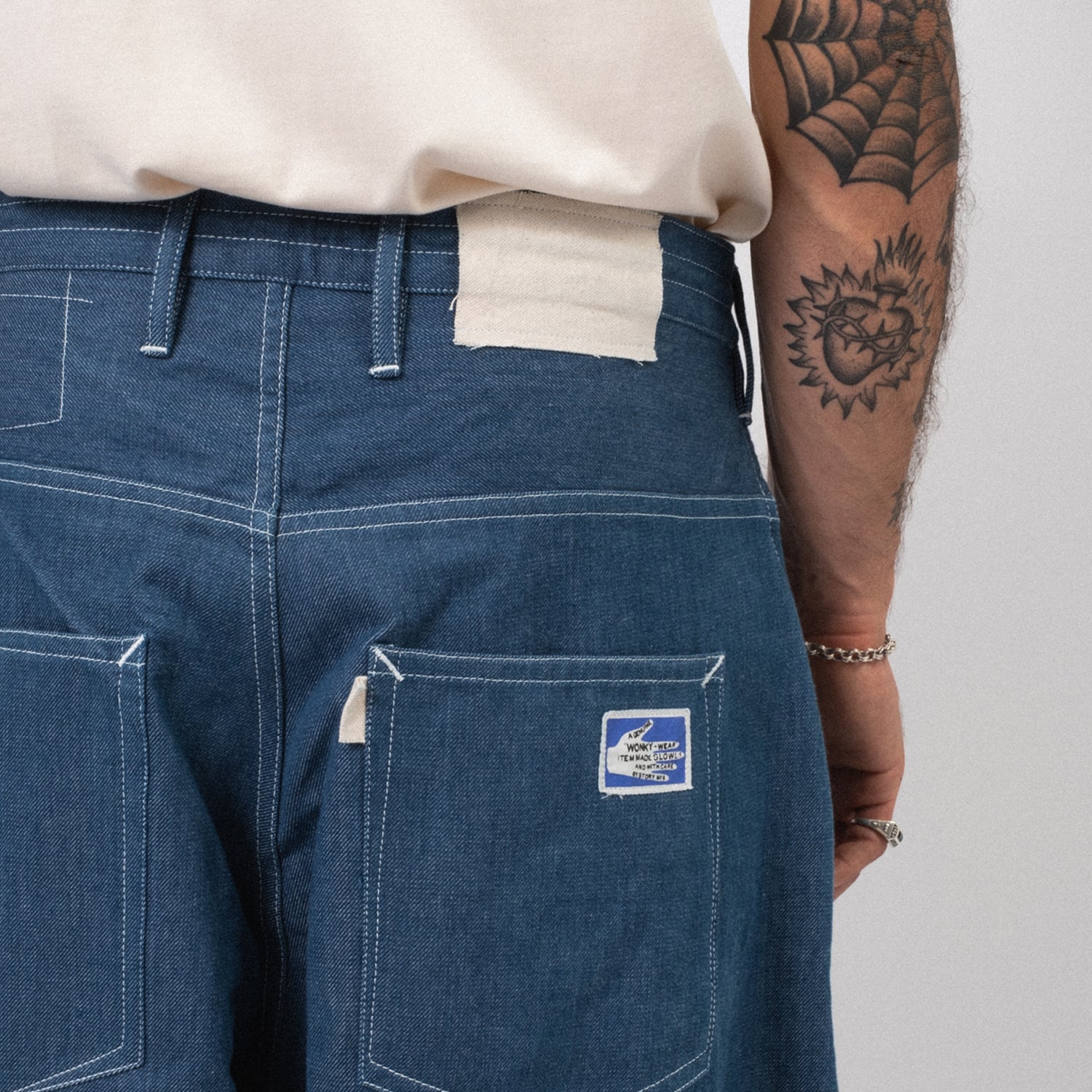 STORY MFG] LUSH PANTS _ INDIGO DENIM WONKY-WEAR