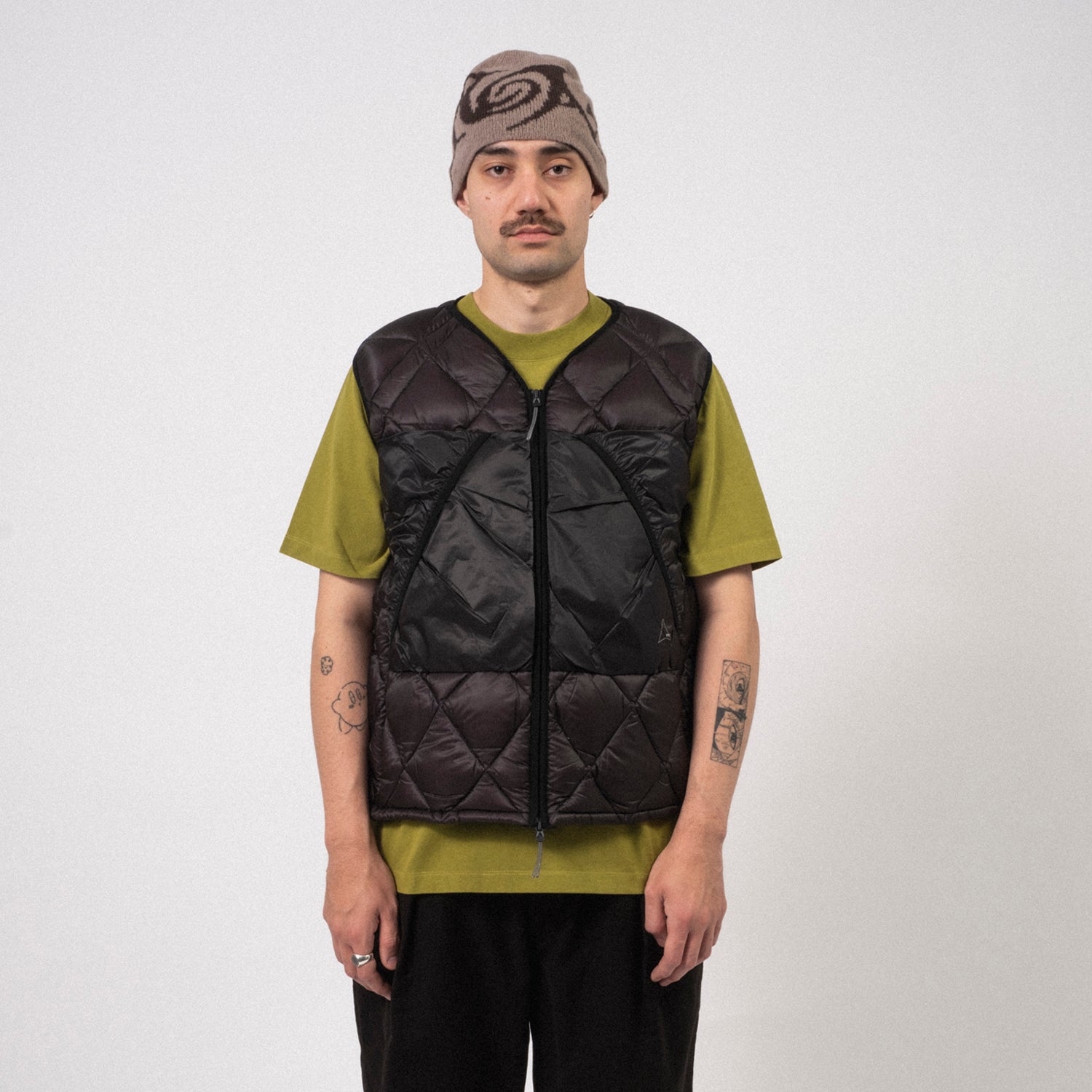 [ROA] LIGHT DOWN VEST _ BLACK