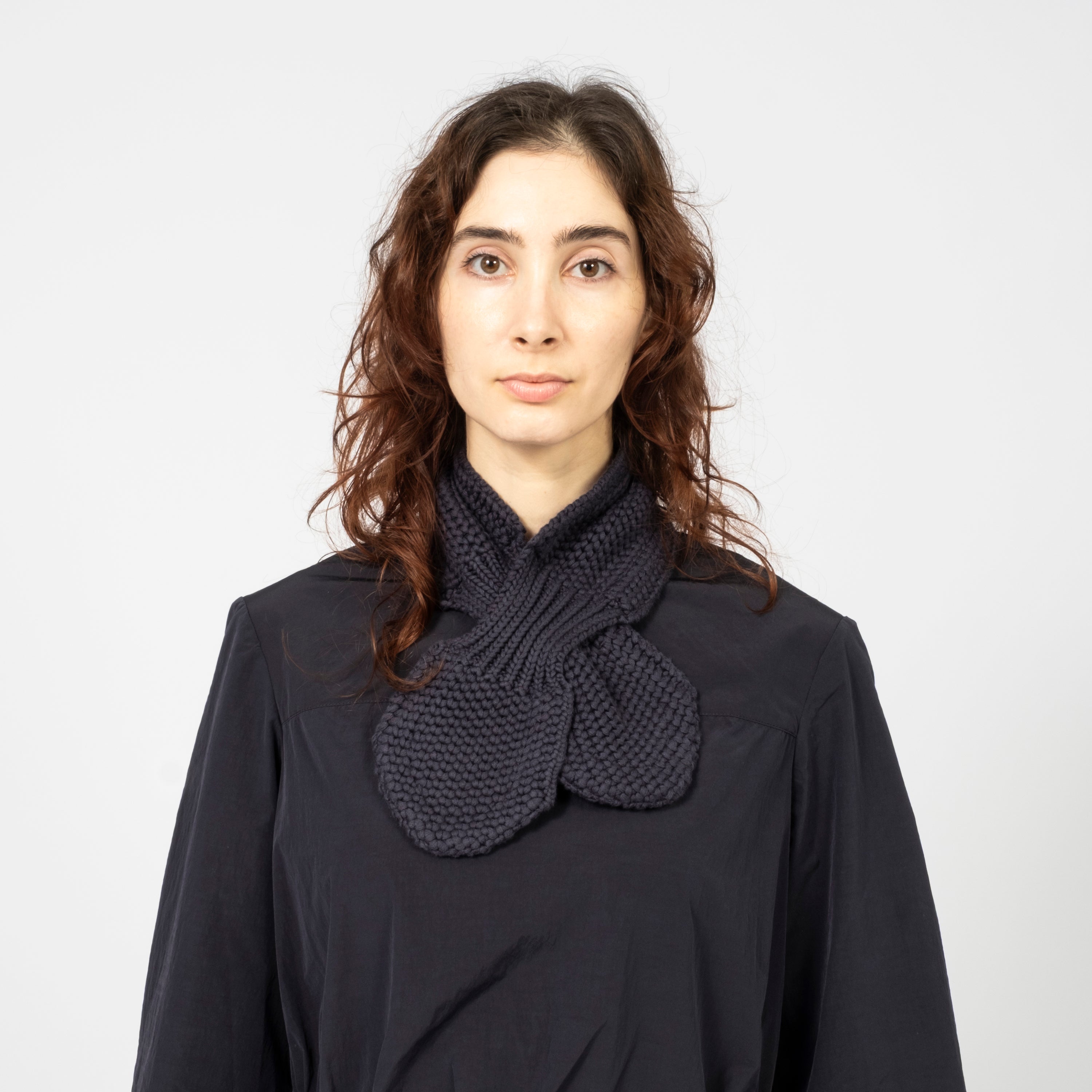 [YMC] SLOTTED SCARF _ NAVY