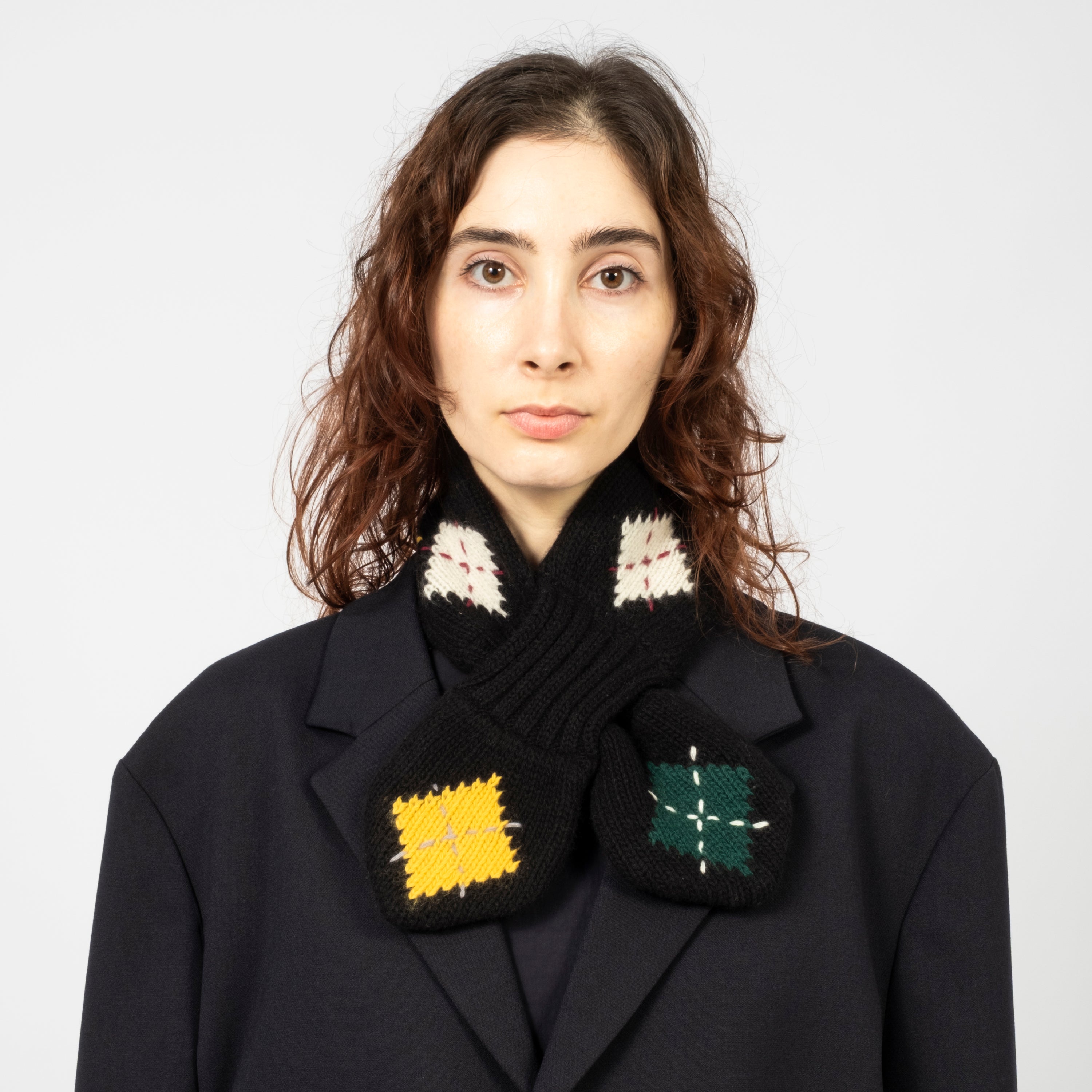 [YMC] SLOTTED SCARF _ BLACK