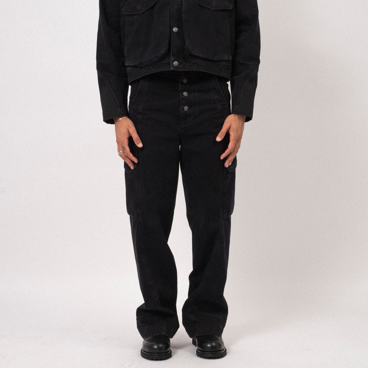 [J.L-A.L] BEZIER TROUSERS _ SHUNGITE BLACK