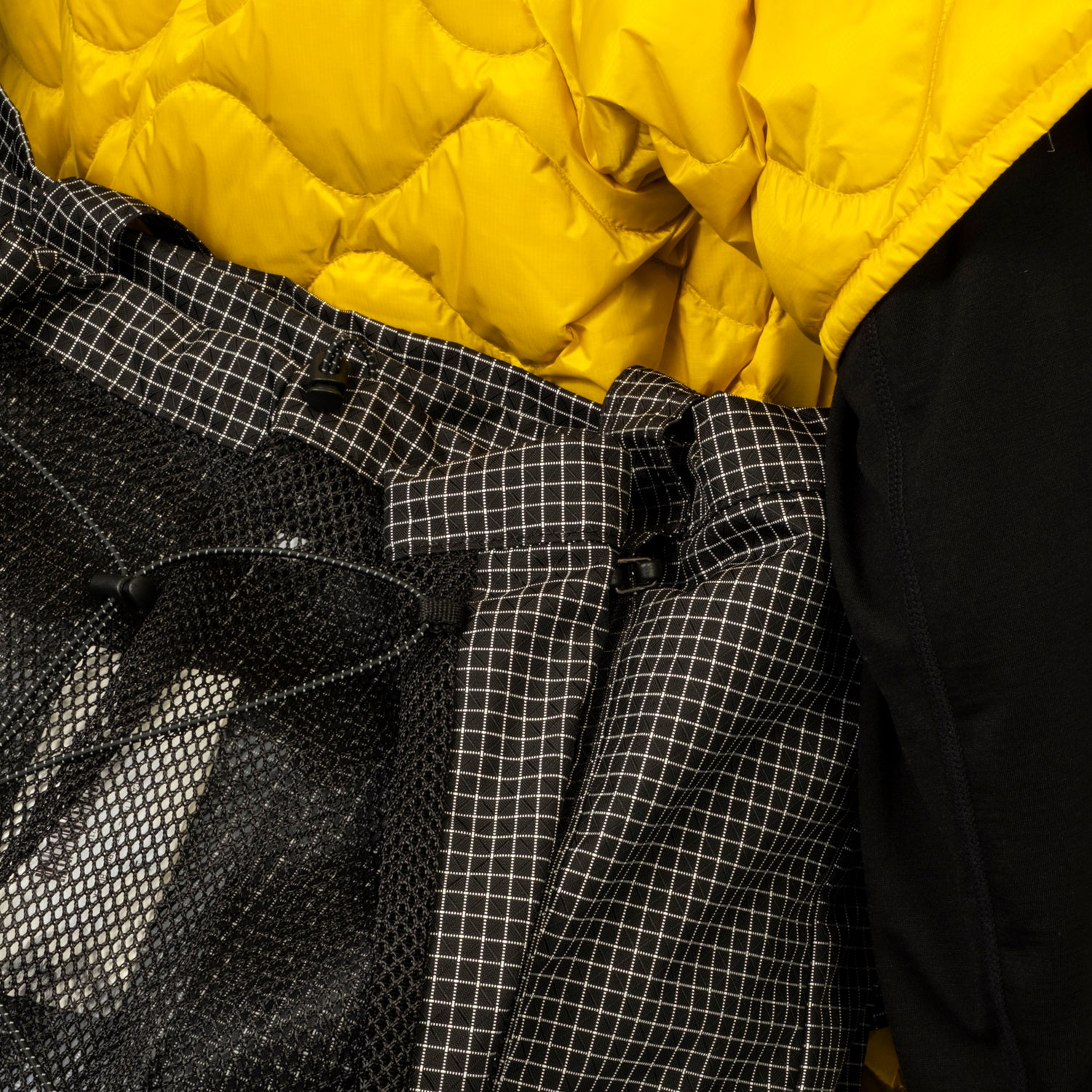 [CAYL] TRAIL TOTE GRID _ BLACK