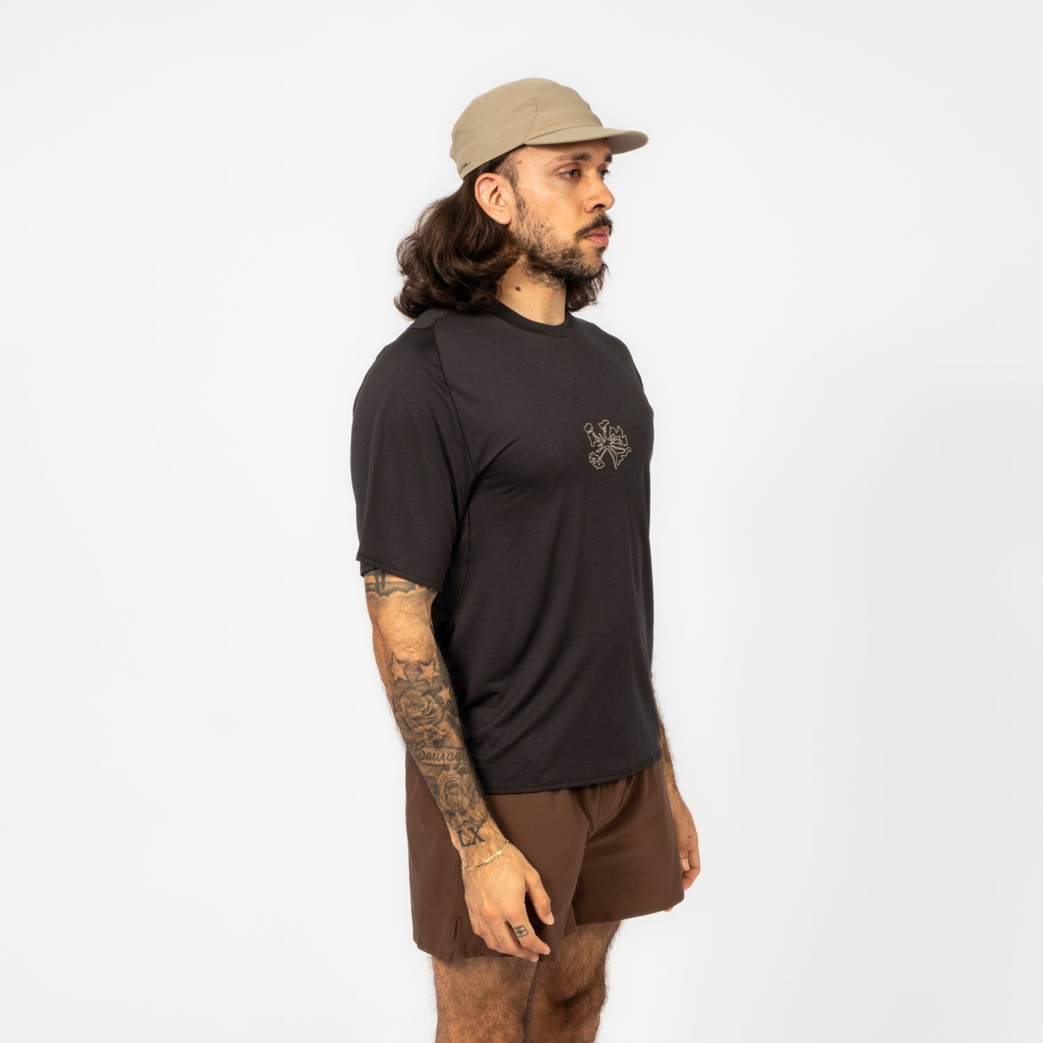 [PORTAL] LATERAL PEAK SS T _ BLACK BEAUTY