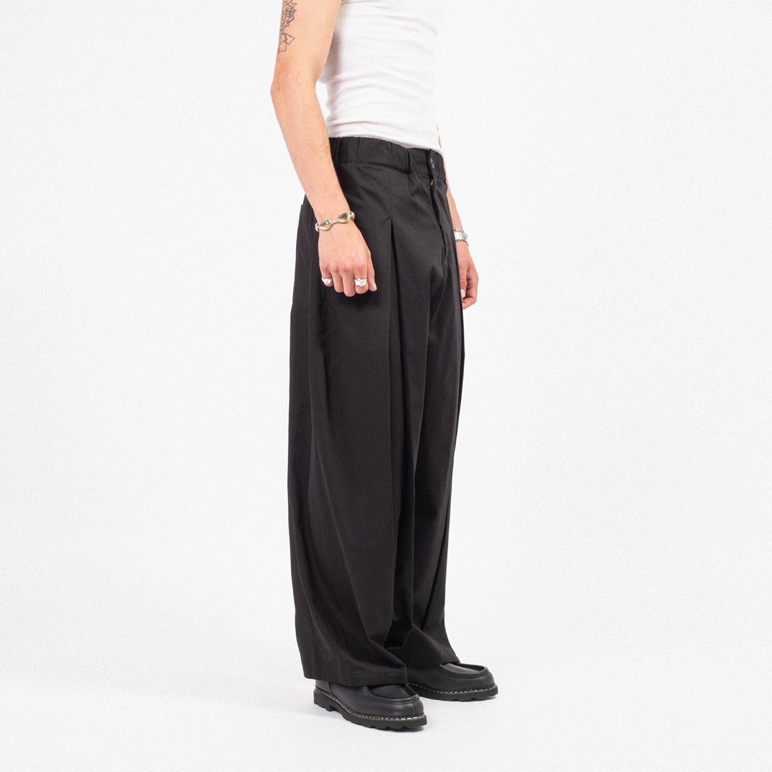 [SAGE NATION] BOX PLEAT TROUSER _ BLACK