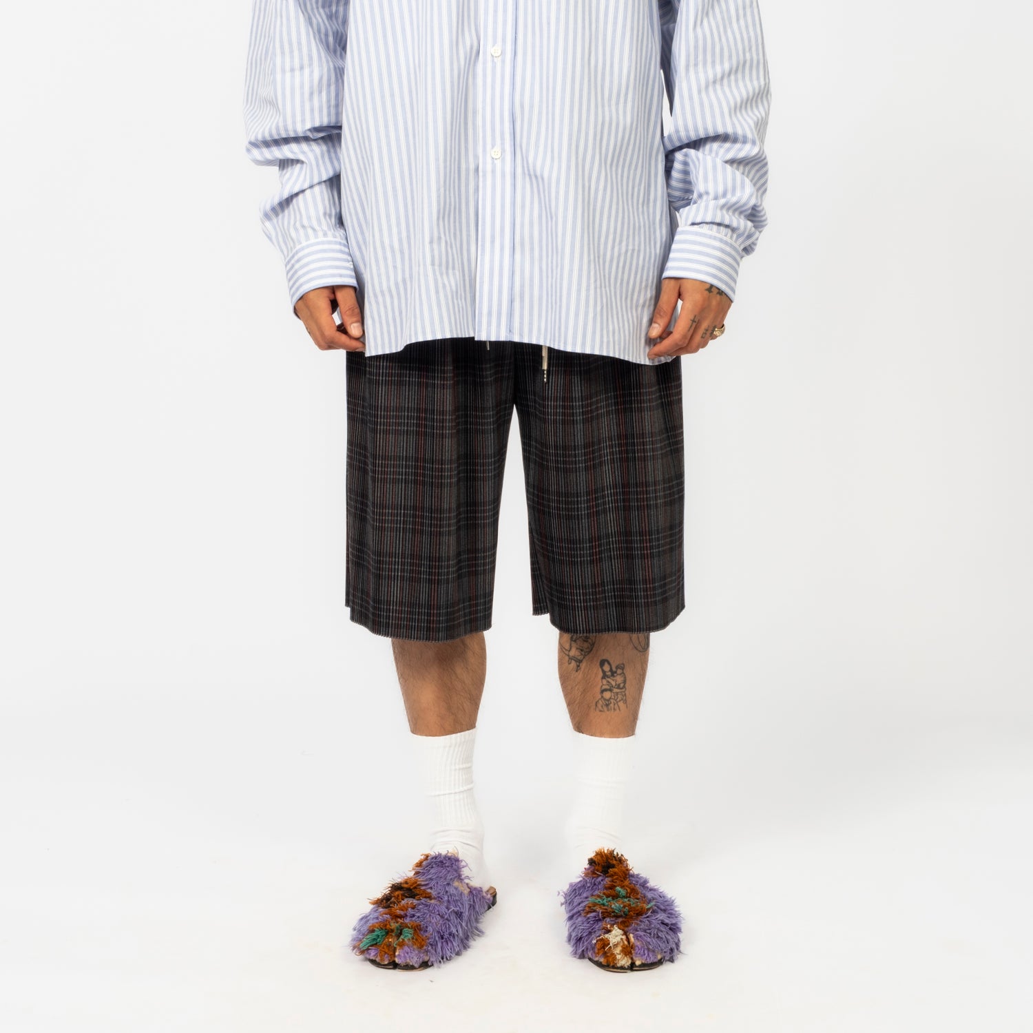 [SILLAGE] CIRCULAR PLEATS SHORT PANTS DEADSTOCK _ WATAHIKO TEX NAVY GREY PLAID